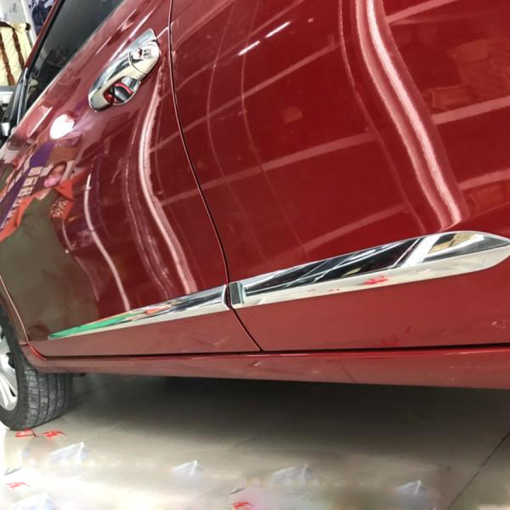 Bộ ốp sườn, nẹp sườn dành cho xe Toyota Vios 2019