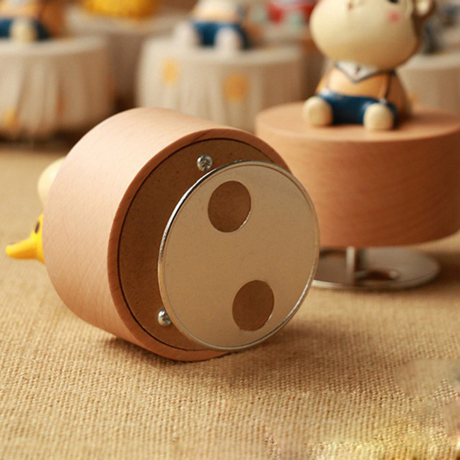 hộp nhạc xoay tròn hình thú