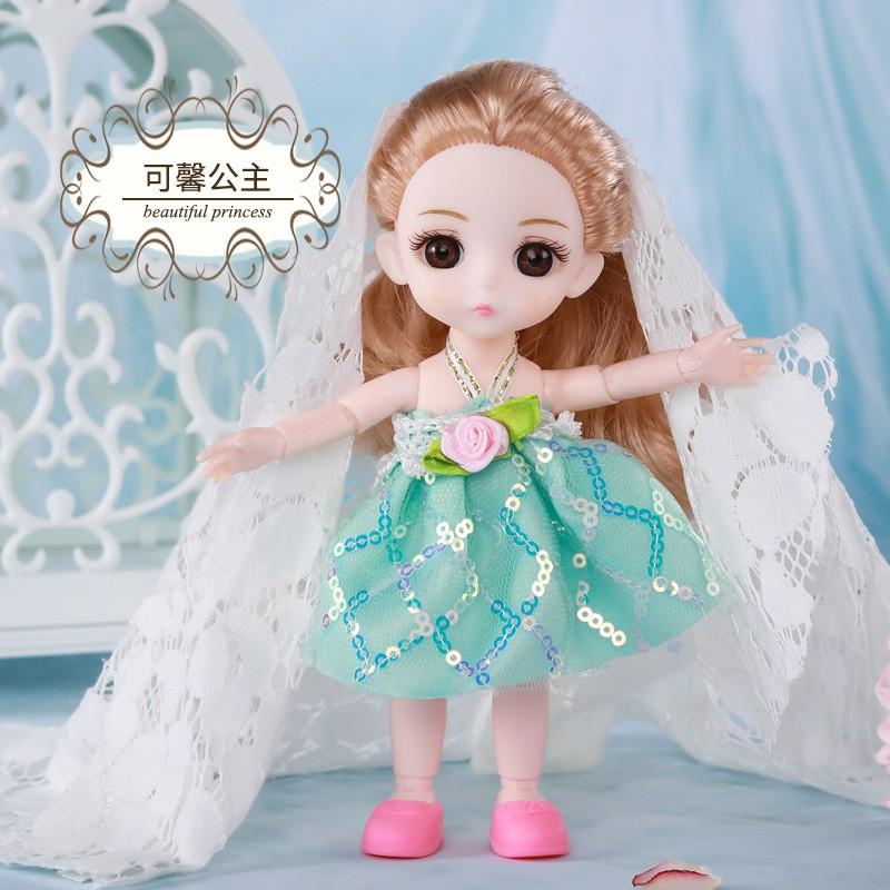 Búp bê cô gái Barbie có khớp chuyển động - hộp quà