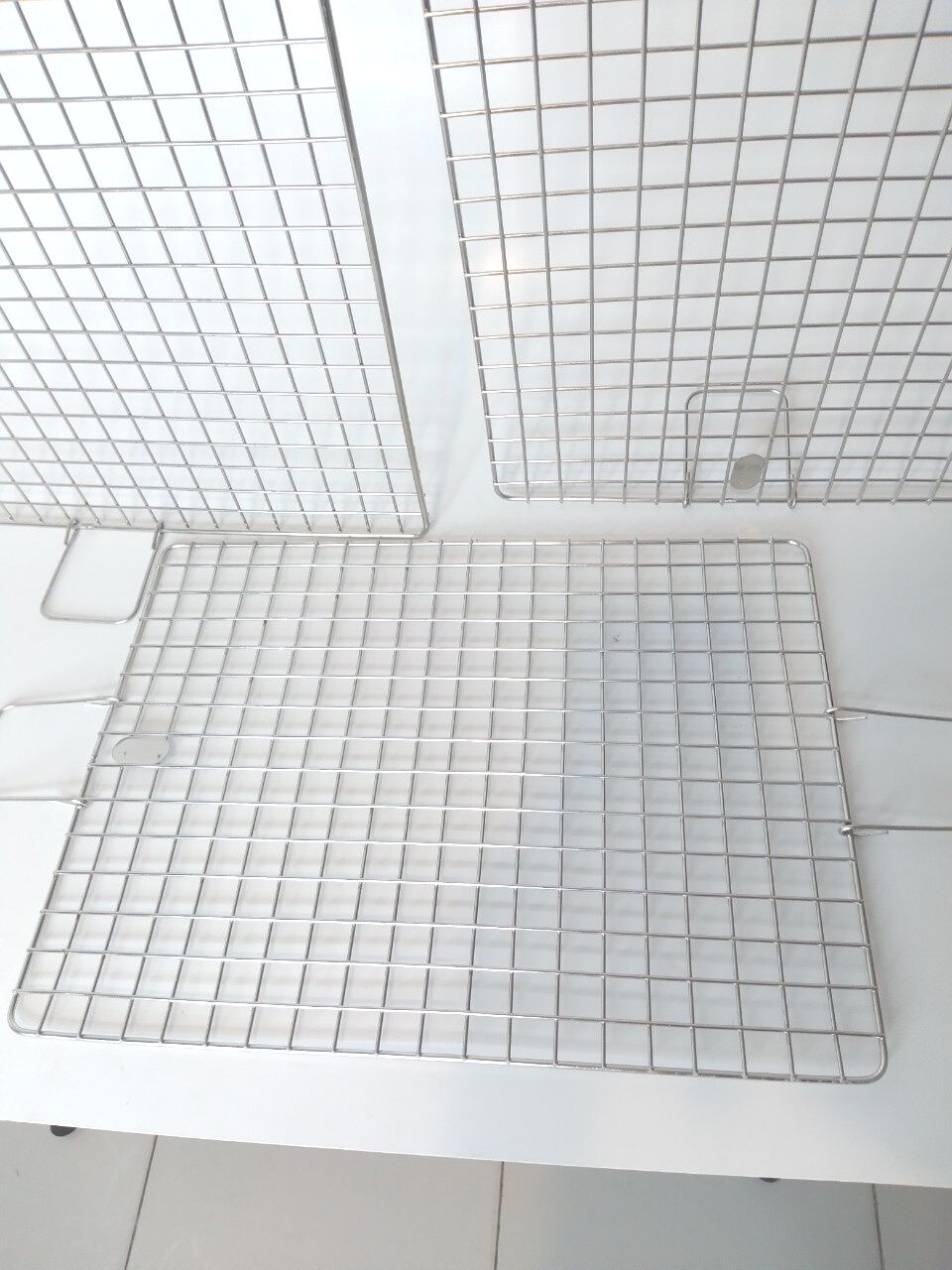 Vỉ nướng 100% INOX không gỉ vỉ nướng 1 mặt nhỏ gọn, tiện dụng, đảm bảo vệ sinh an toàn thực phẩm, dùng được với bếp than, bếp gas, bếp hồng ngoại,...