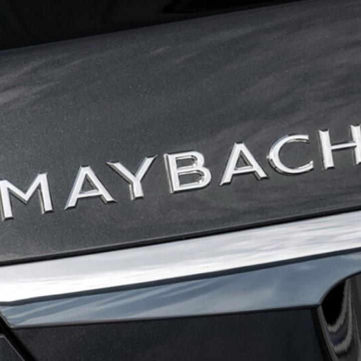 Decal tem chữ Maybach dán trang trí đuôi xe ô tô - Mã: G80709