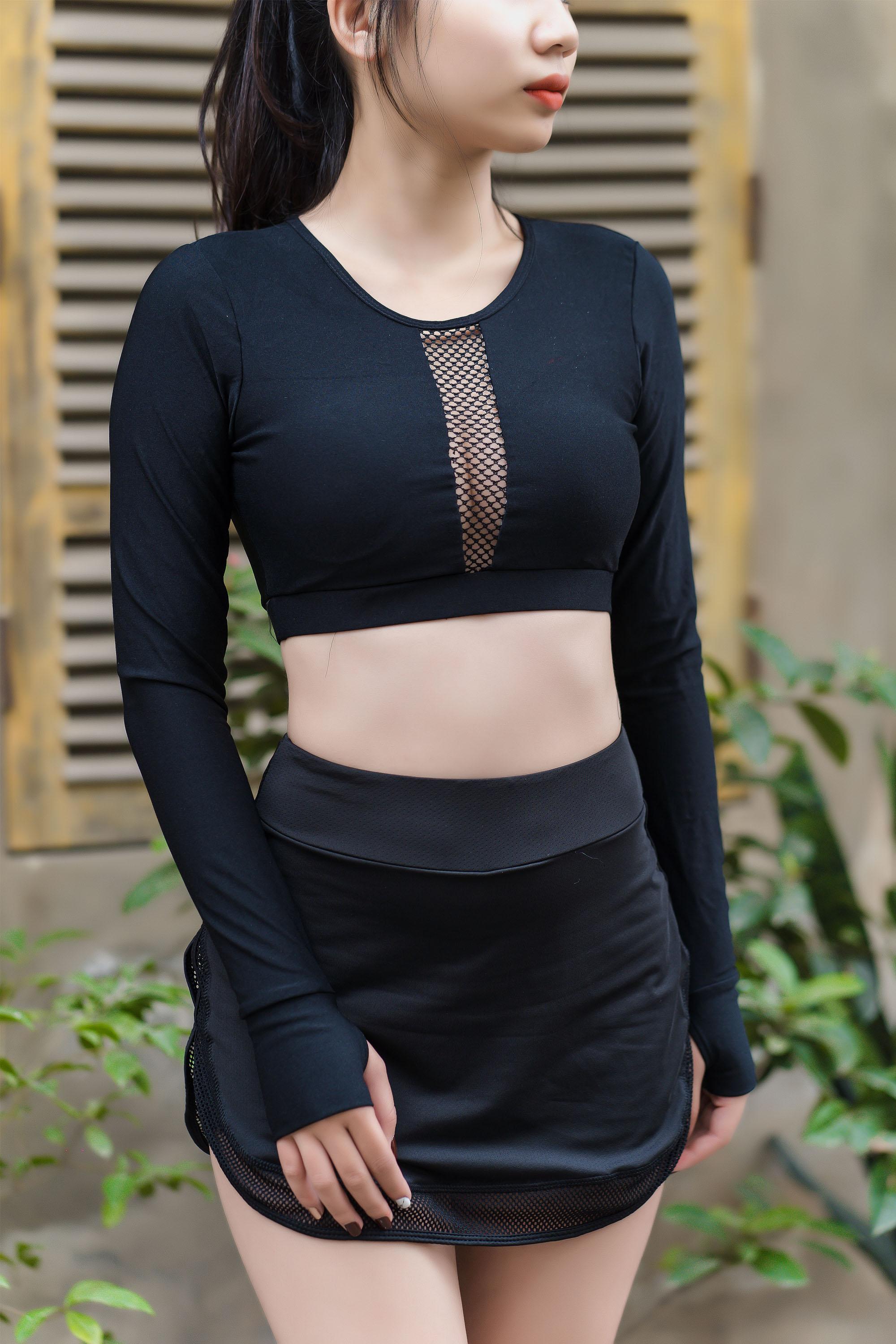 Váy có quần trong thể thao Ahsport QN201204
