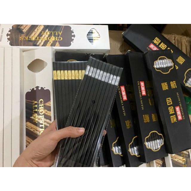 {HÀNG CAO CẤP HỘP 10 ĐÔI ĐŨA HỢP KIM MẠ VÀNG KHẮC TINH XẢO