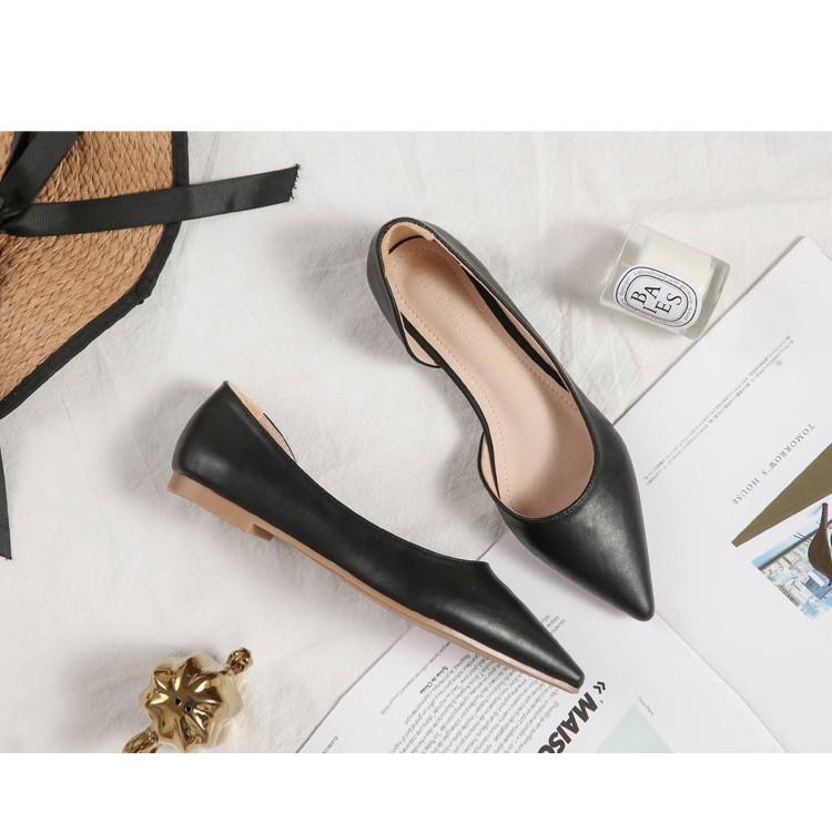 Giày bệt mũi nhọn cực tôn dáng Mã B8