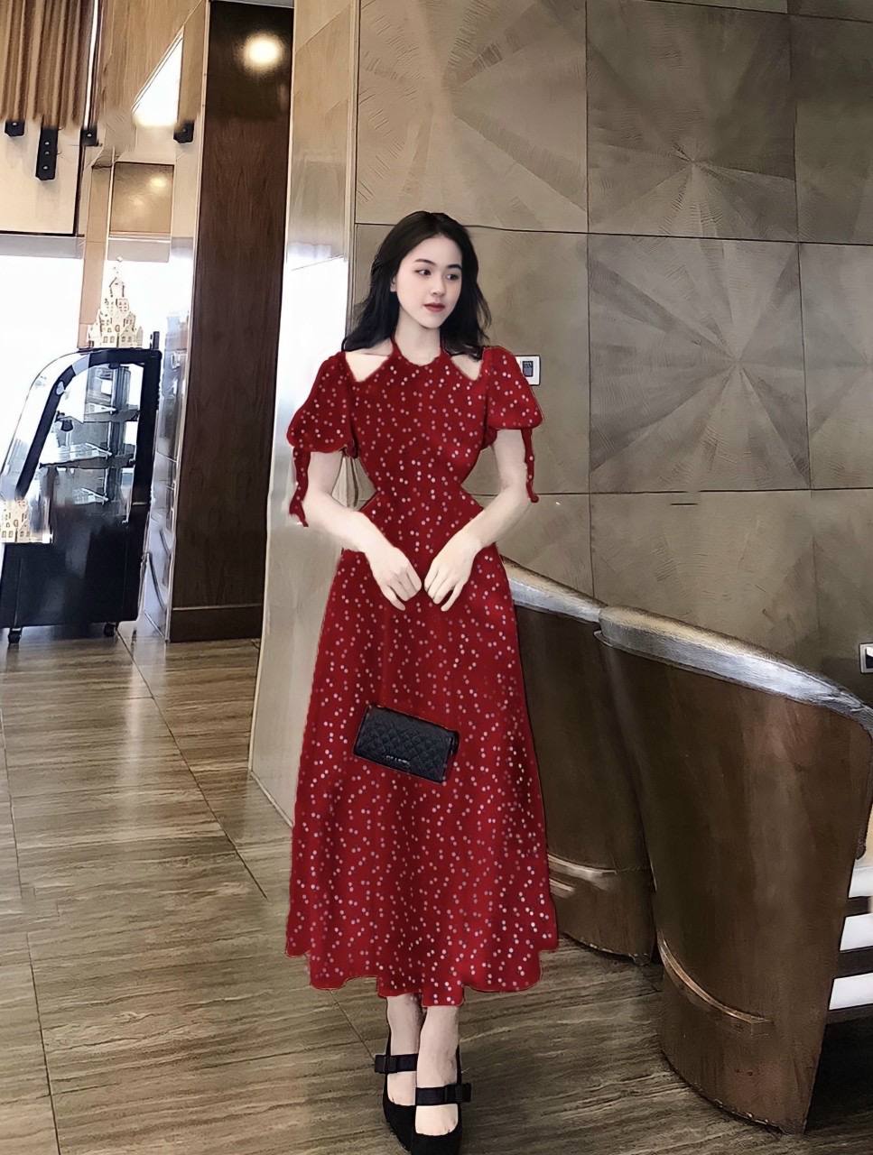 Đầm maxi hoa nhí cổ yếm cột nơ đầm hoa nhí đỏ