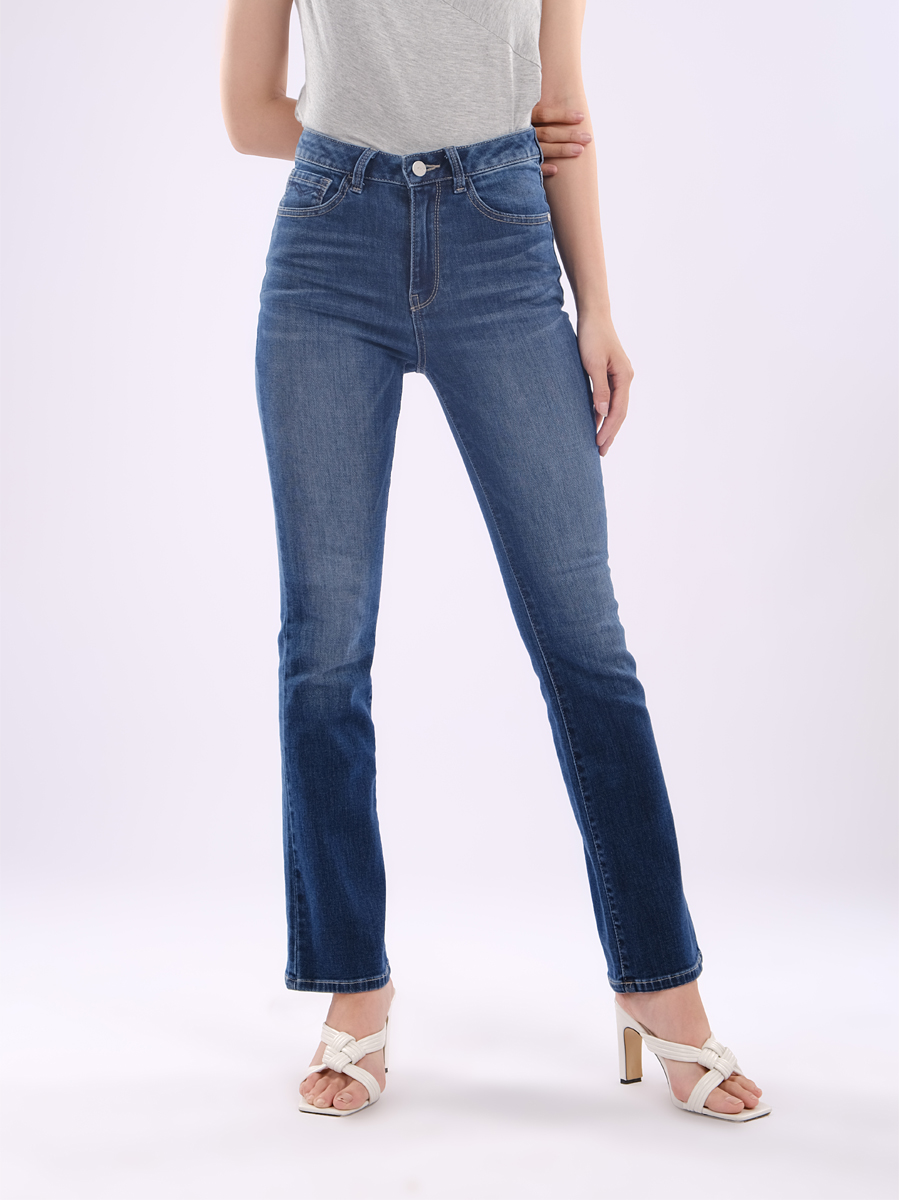 Quần nữ dài jeans ống loe nhẹ WJF0195