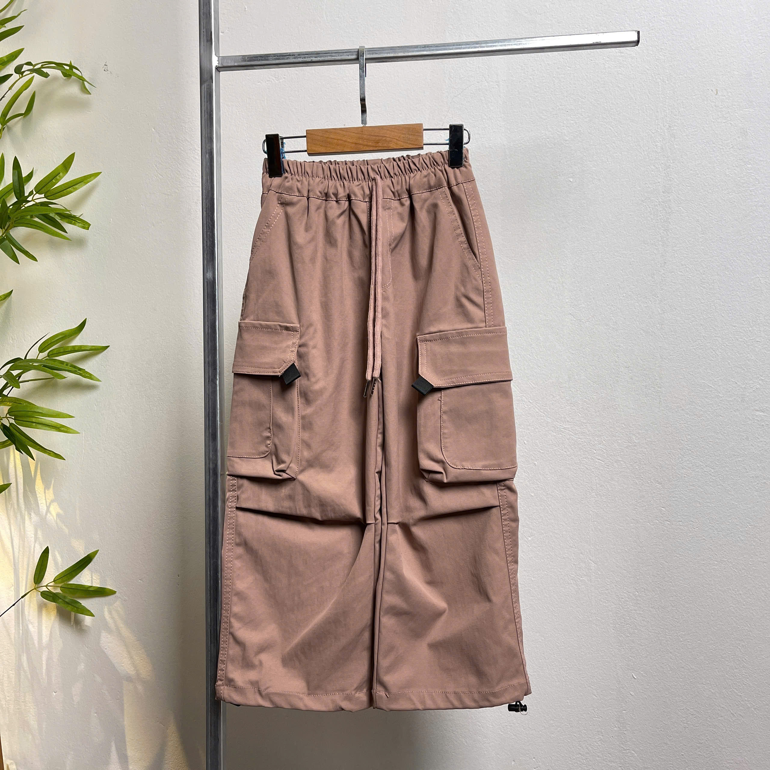 Quần kaki bé gái ống suông 5-10 tuổi túi hộp gập ống dáng thể thao hàng Quản Châu cao cấp