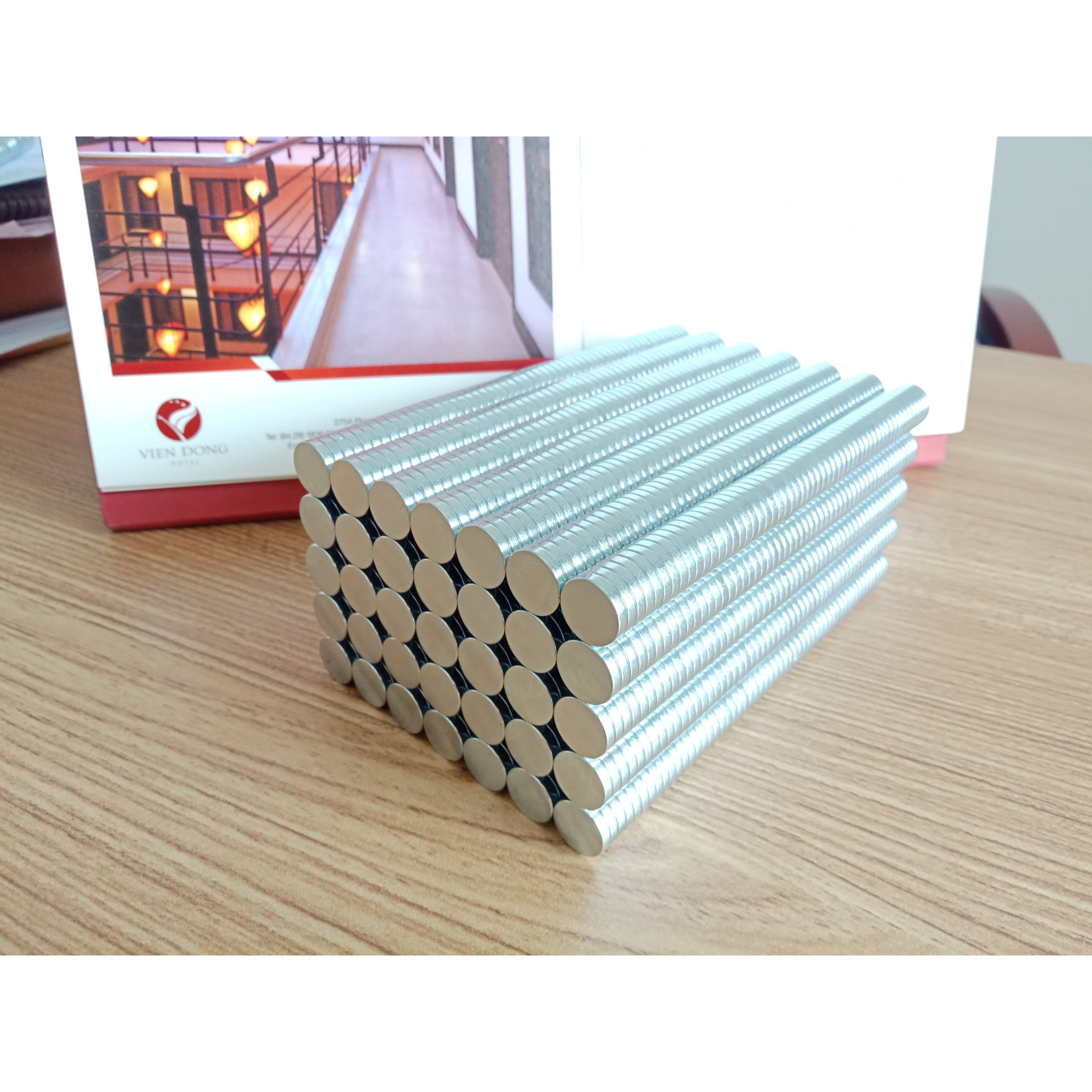 50 Viên Nam Châm Đất Hiếm Loại Tròn 10x2mm Mạ Kẽm Lực Từ N35 Cực Mạnh