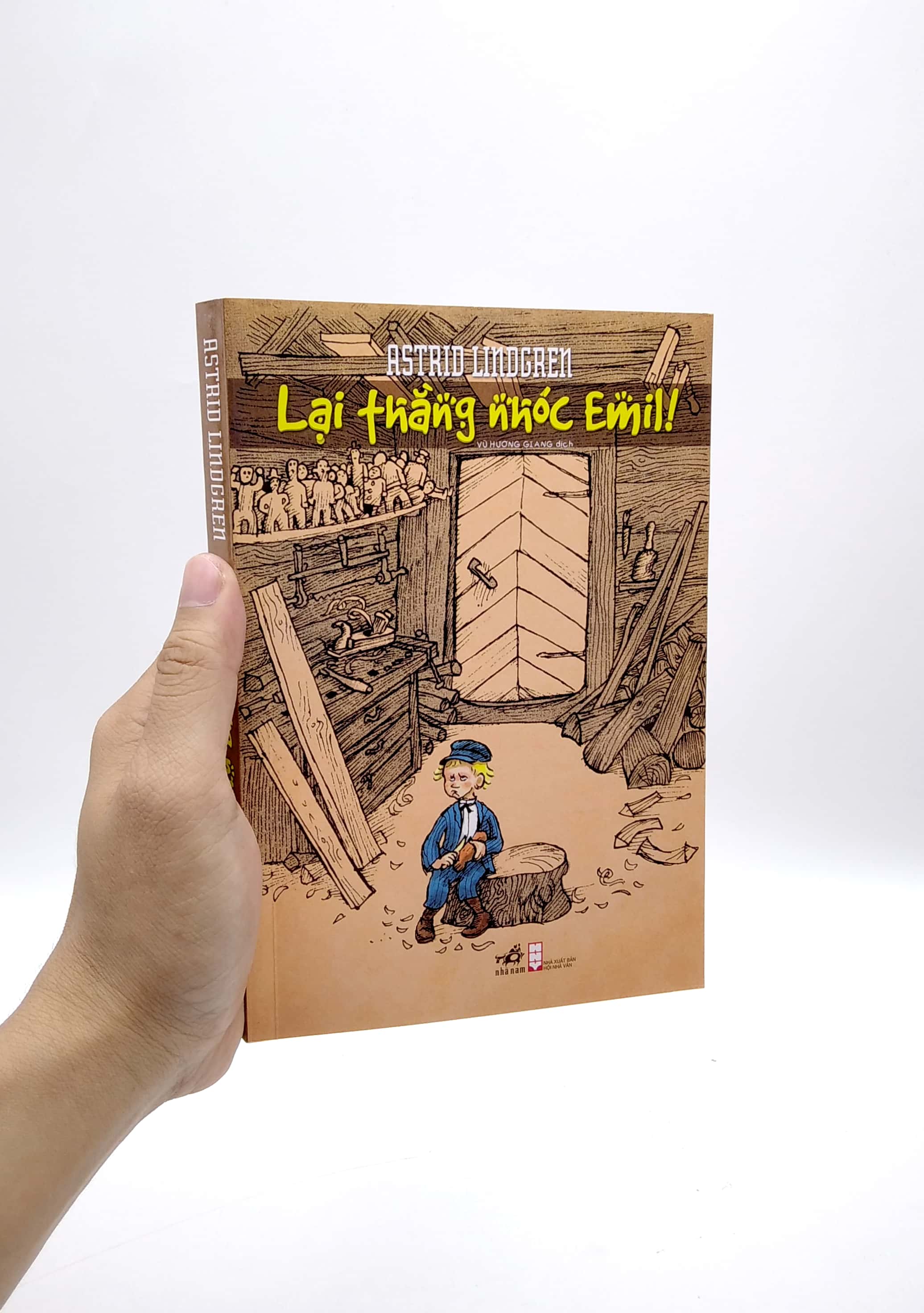 Sách: Chiến Binh Cầu Vồng-Lại Thằng Nhóc Emil