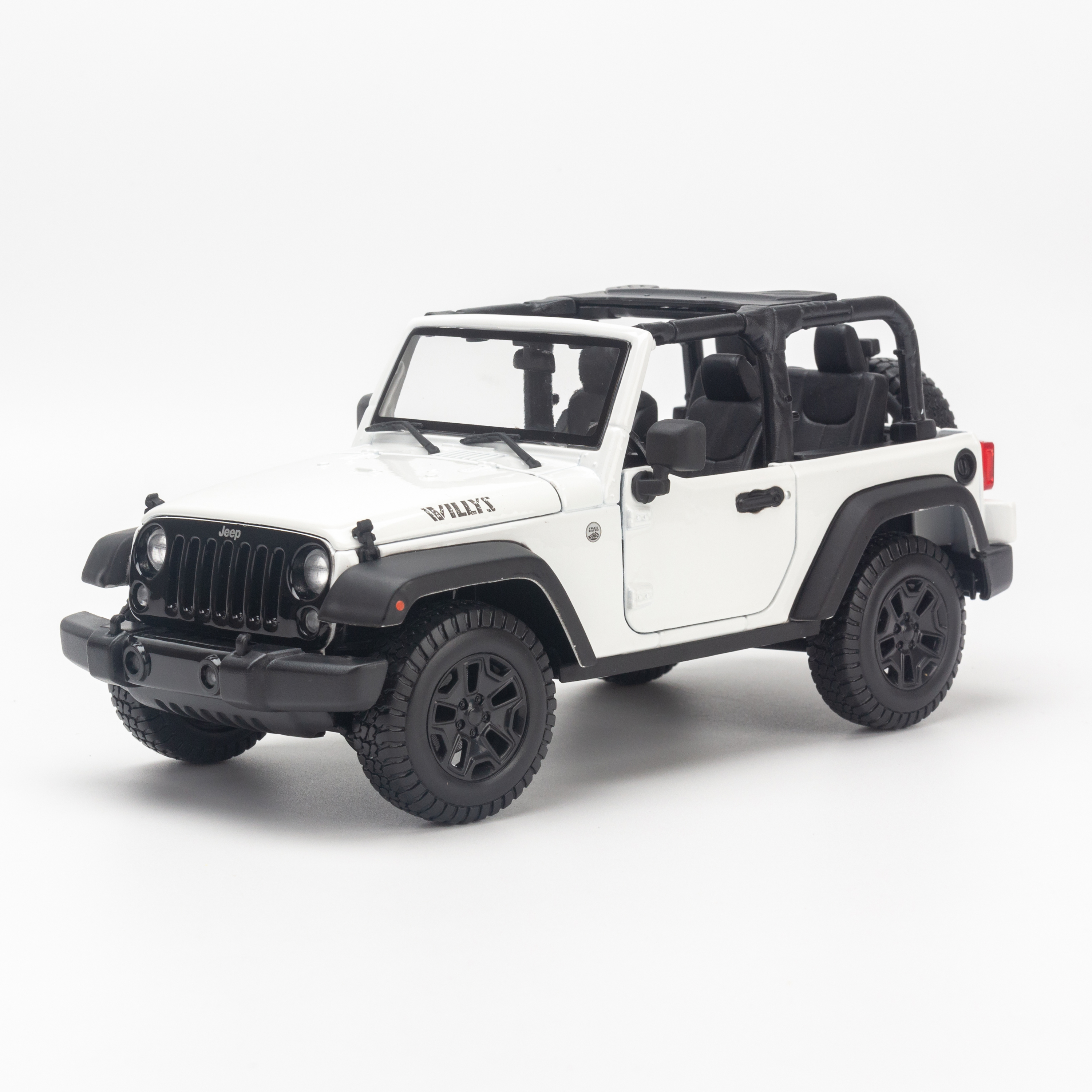 Mô hình xe Jeep Wrangler Rubicon - Open Top 2014 1:18 Maisto - 31610