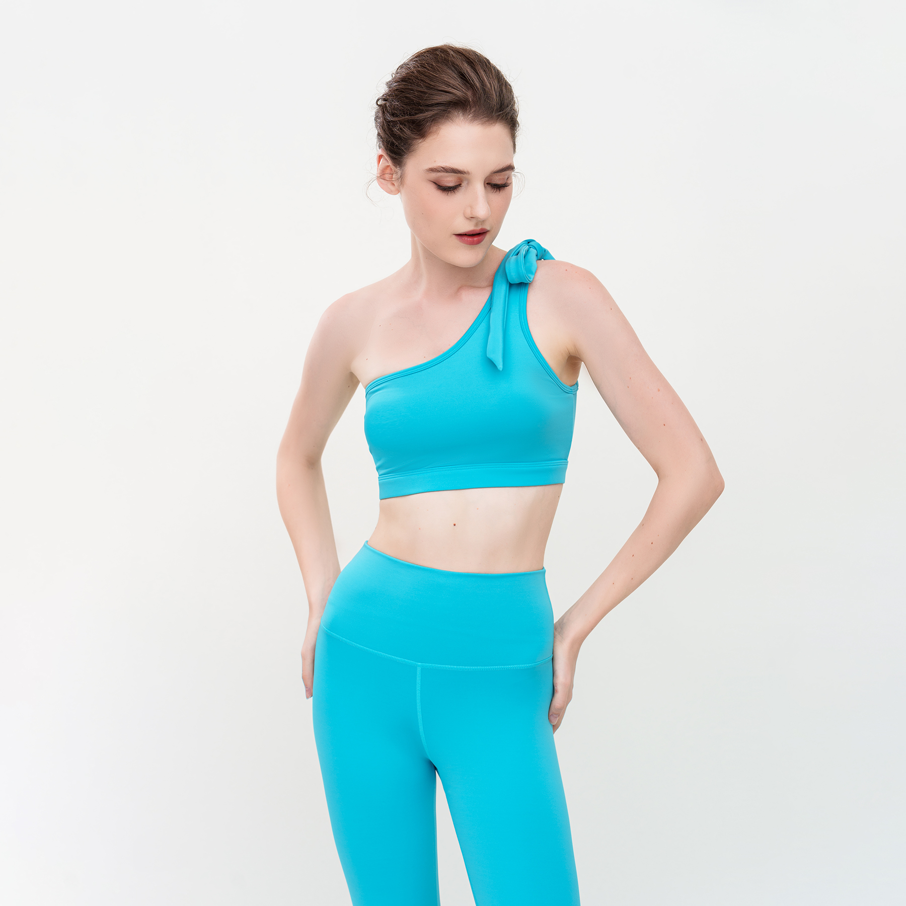 Set Đồ Tập Yoga Gym Luxury Hibi Sports H154 Áo Lệch Vai Dây Nơ, Kèm Mút Ngực, Chất Vải Cao Cấp