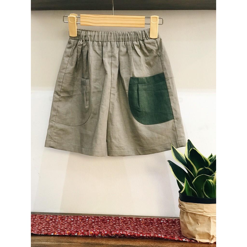 Quần shorts linen nâu có túi