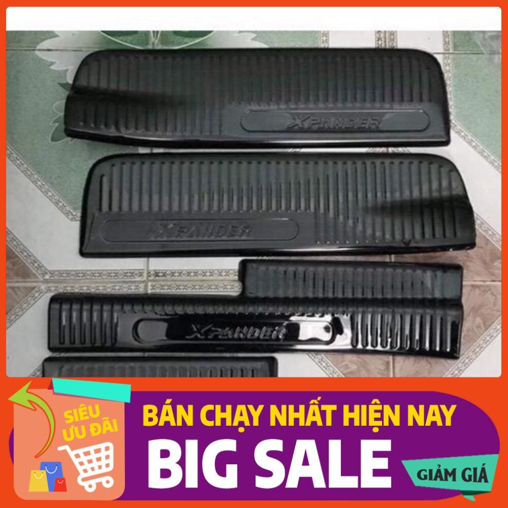 ỐP BẬC TRONG NGOÀI TITAN DÀNH CHO XPANDER 2018- 2020, nẹp bậc cửa lên xuống xe ô tô full bộ
