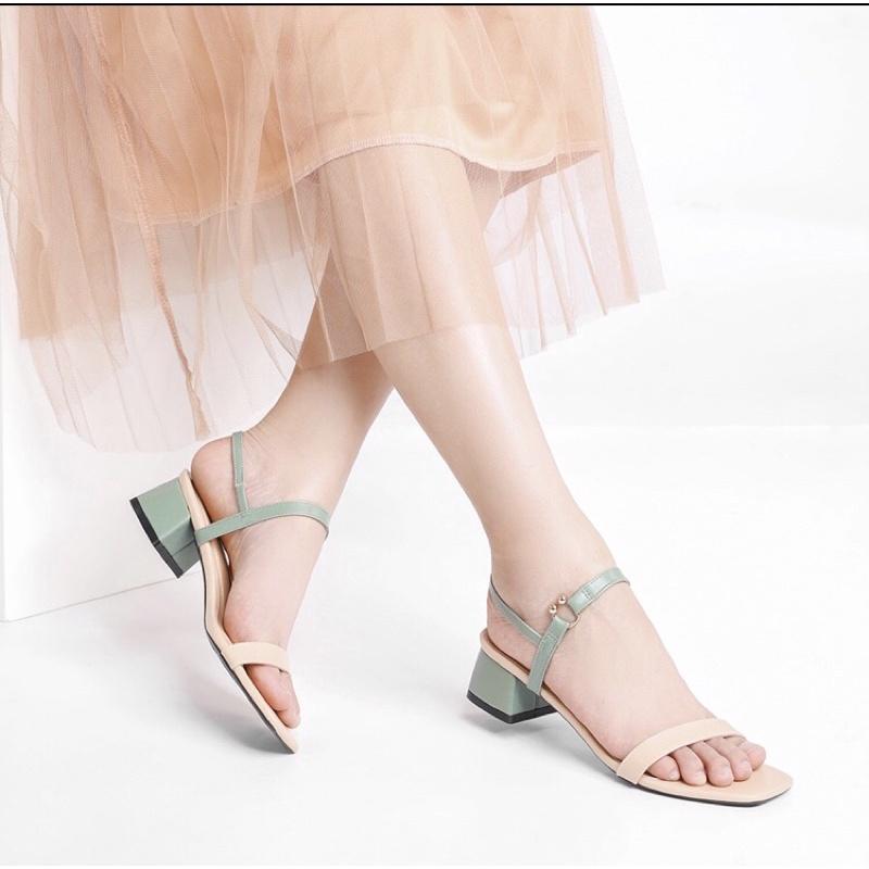 Giày sandal dily gót vuông 3cm phối màu đỏ đô, xanh lá