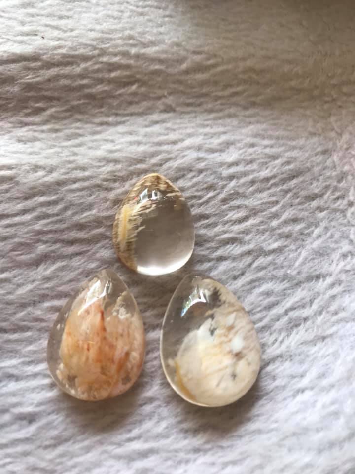 MẶT DÂY CHUYỀN ĐÁ THẠCH ANH ƯU LINH TỰ NHIÊN HÌNH GIỌT NƯỚC MÀU BÔNG TRẮNG VÀNG CAO 23,5MM ĐK 17,5MM