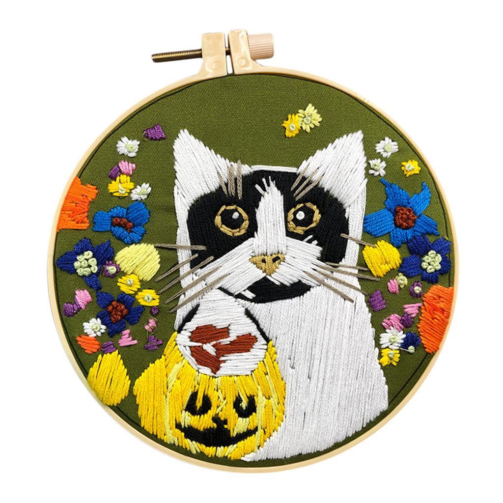 Full Range of Embroidery Starter Kit with Pattern Cross Stitch Kit Including Cloth with Floral Pattern, Bamboo Embroidery Hoop, Color Threads and Tool