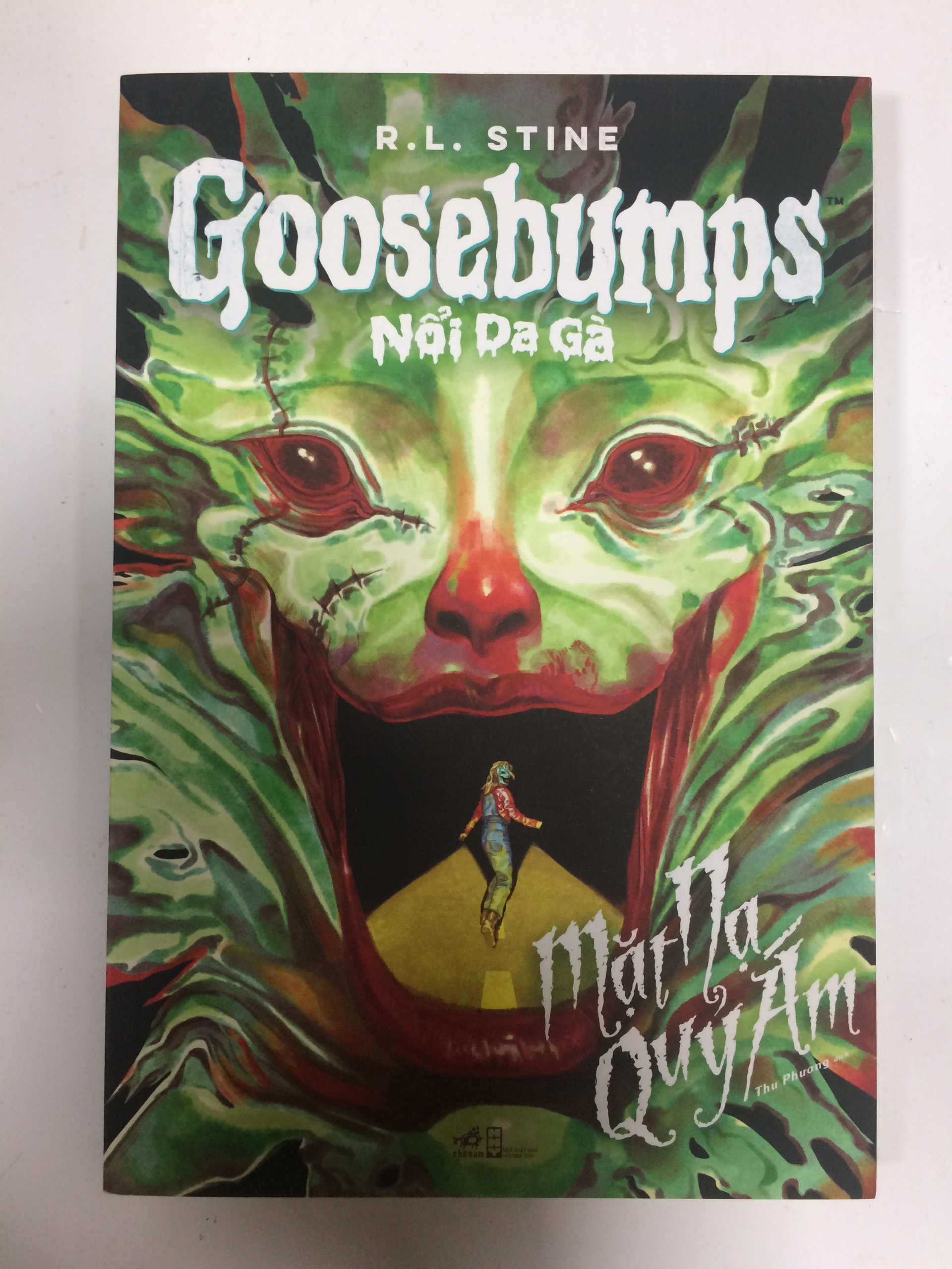 Goosebumps nổi da gà - Mặt nạ quỷ ám