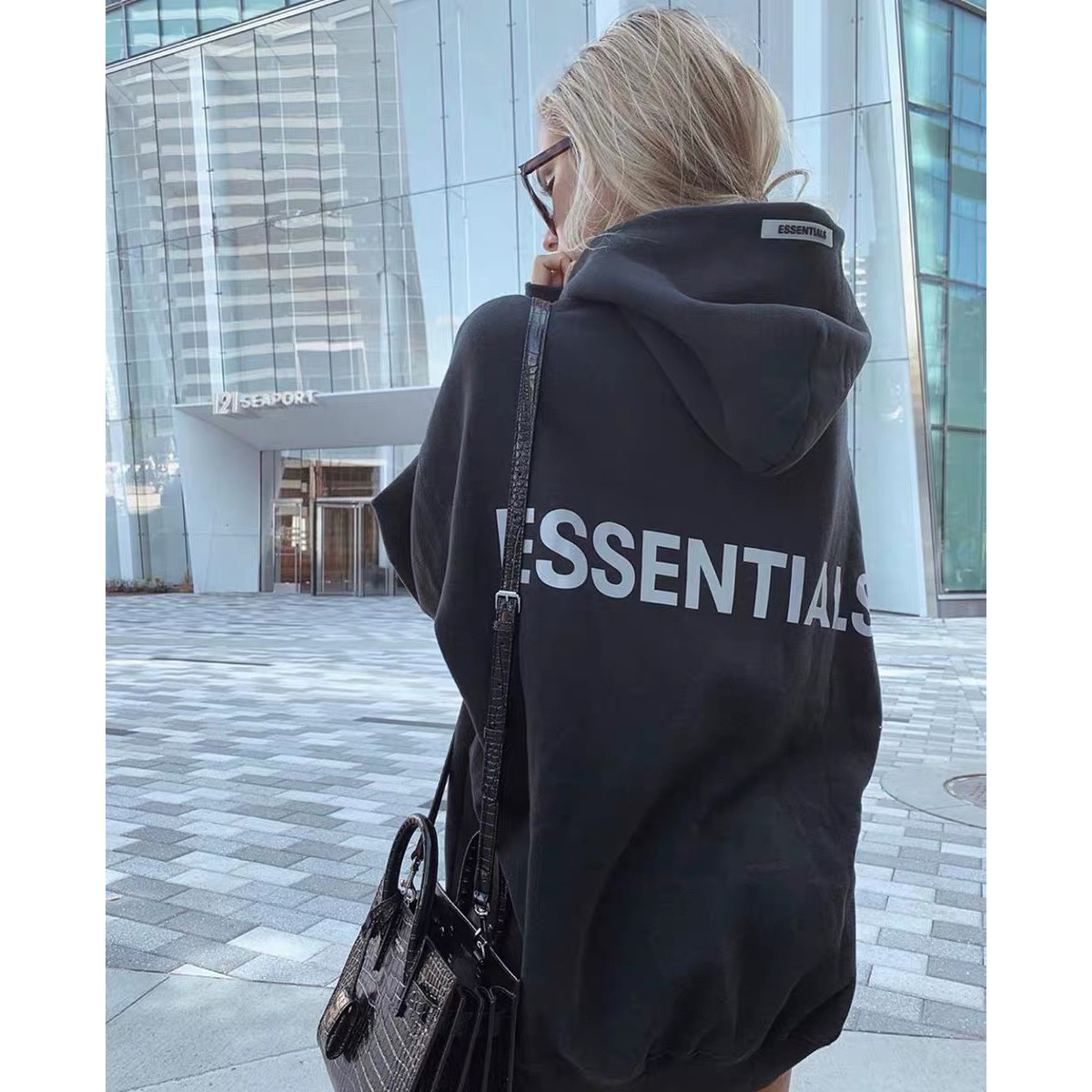 ÁO HOODIE NỮ ĐƠN GIẢN SÀNH ĐIỆU PHONG CÁCH NHẸ NHÀNG SIÊU PHÁ CÁCH HÓT NHẤT NĂM 3 NGÀY SALE