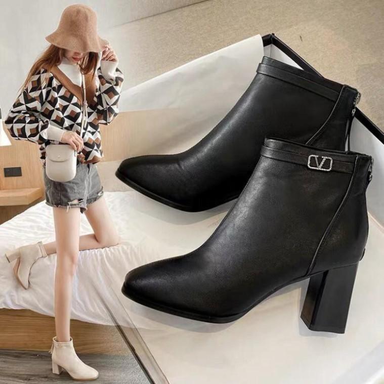 Giày Boot Nữ, Giày Boot Cổ Thấp Gót Cao 5 Cm Siêu Đẹp Da Mềm Hai Màu Đen - Kem Trắng Hàng Cao Cấp Minhtushoes S