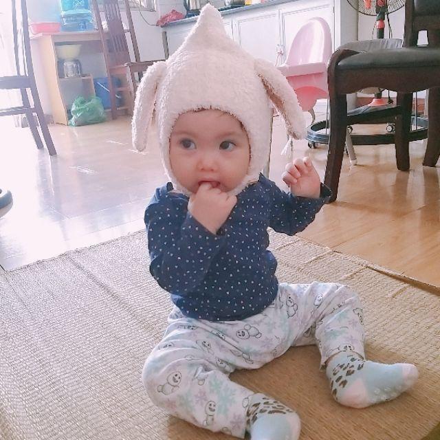 Mũ lông tai dê cho bé