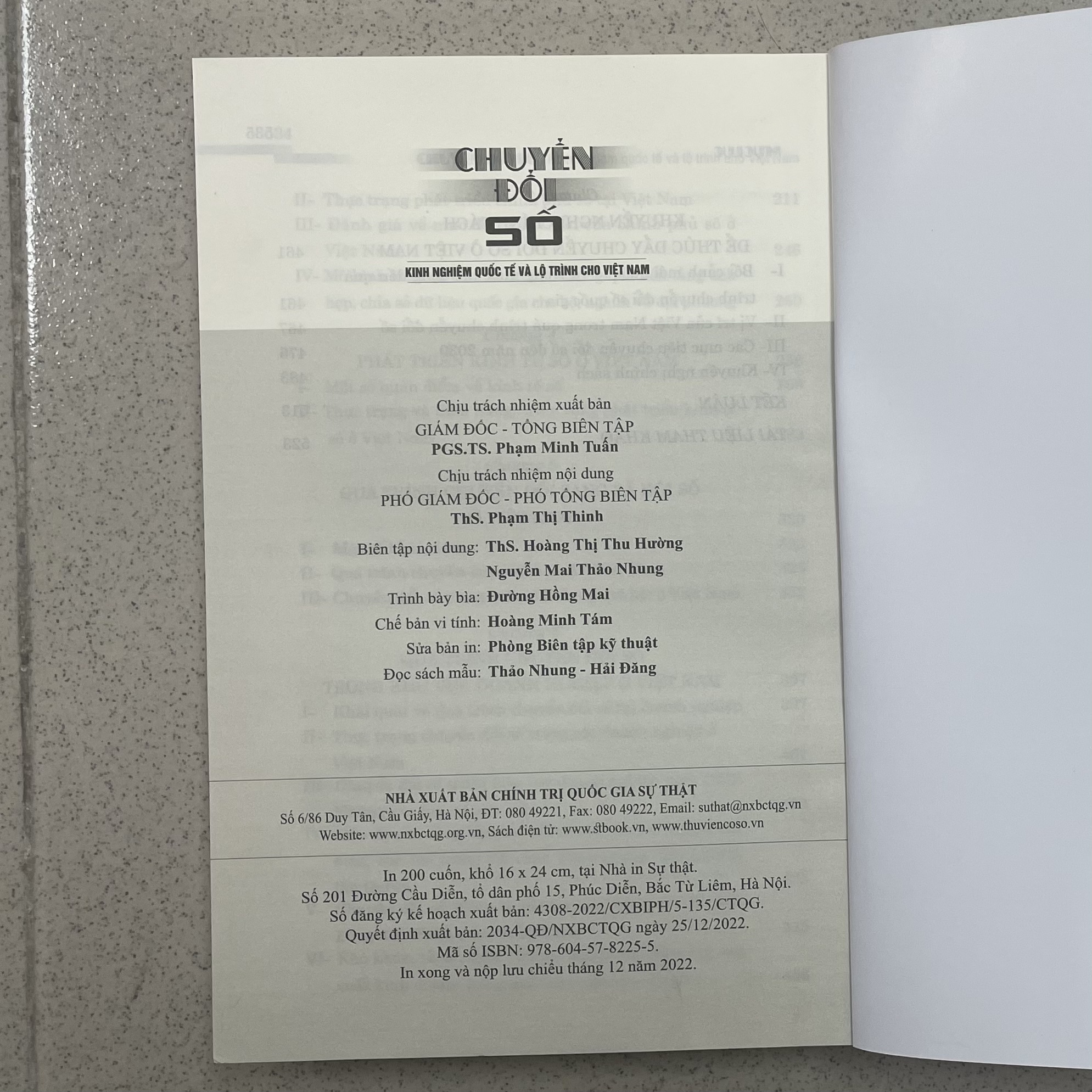 CHUYỂN ĐỔI SỐ - KINH NGHIỆM VÀ LỘ TRÌNH CHO VIỆT NAM