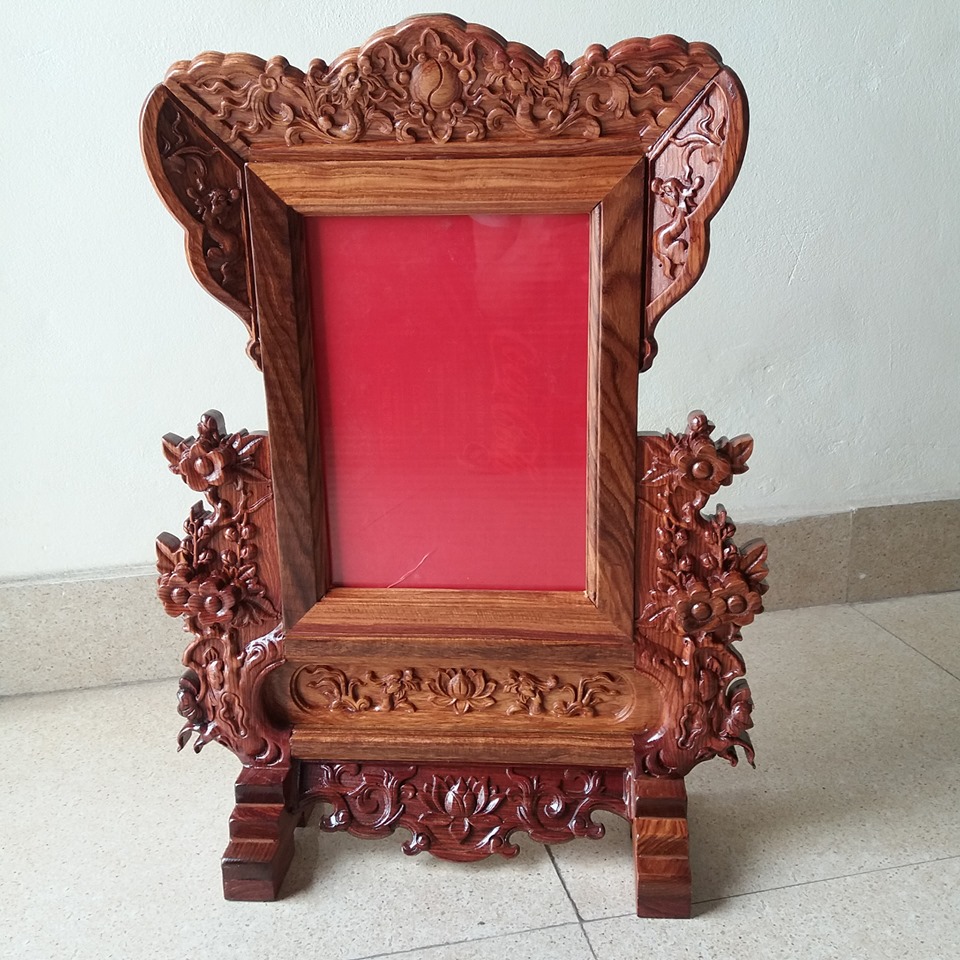 Khung ảnh thờ gỗ hương cỡ ảnh 20cmx30cm