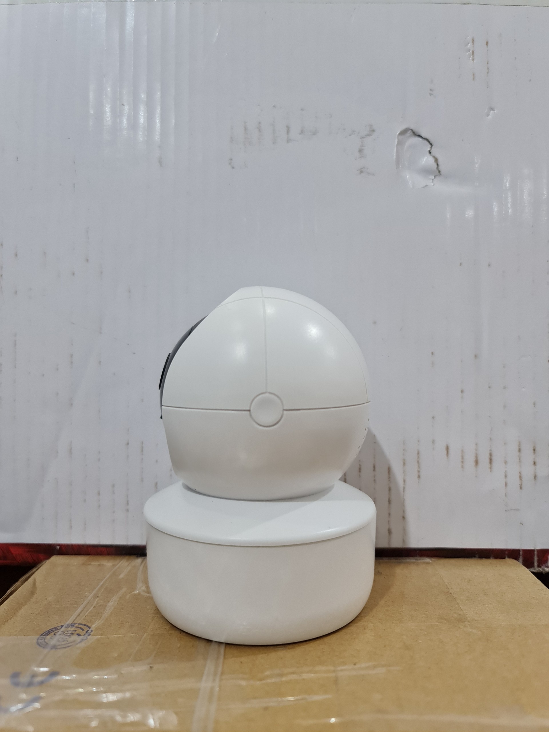 Camera Robot 2.0 xoay 4 hướng wifi