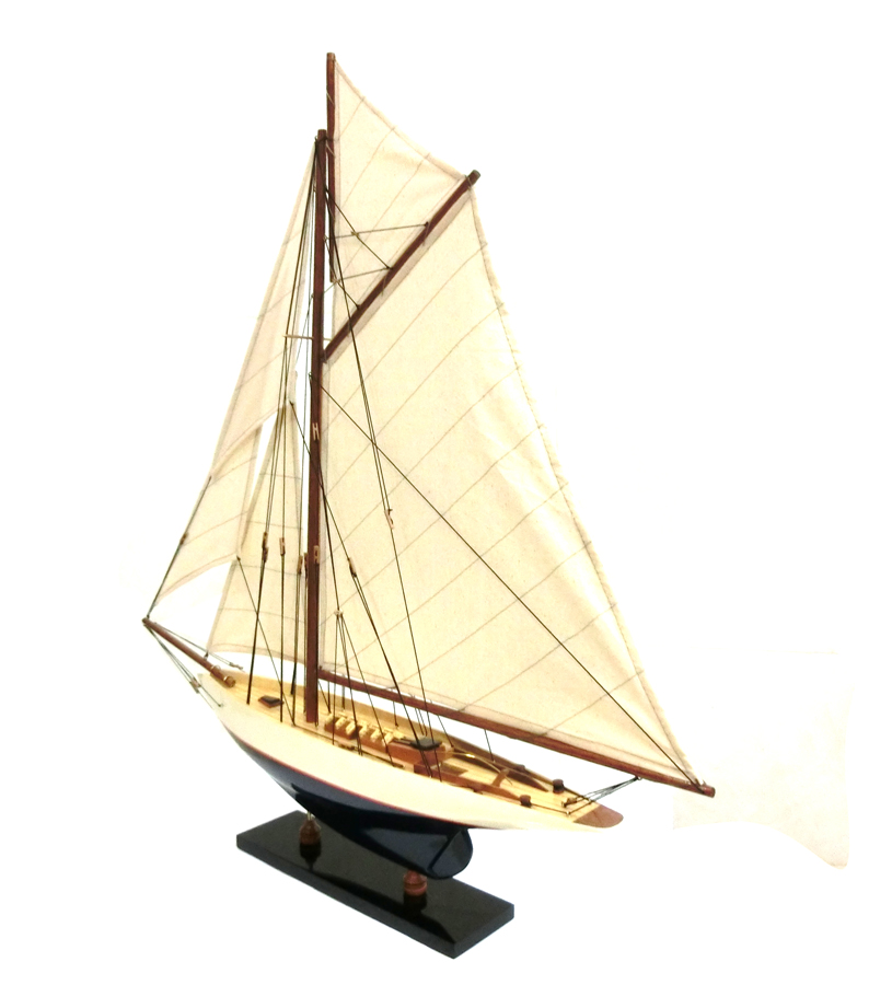 Mô hình du thuyền đua gỗ Penduick