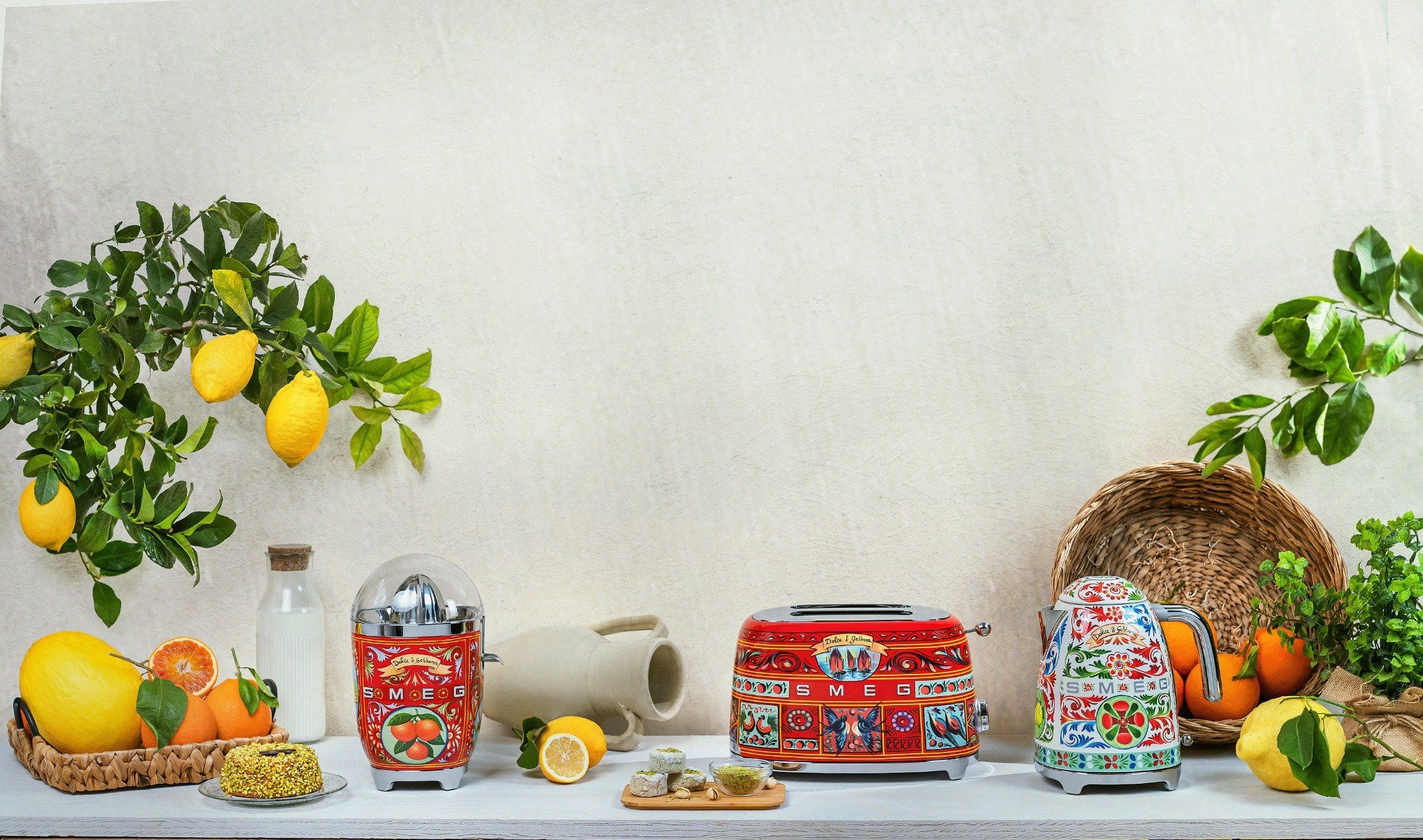 Máy nướng bánh mì Smeg 50's Retro Style TSF01DGEU Hàng chính hãng