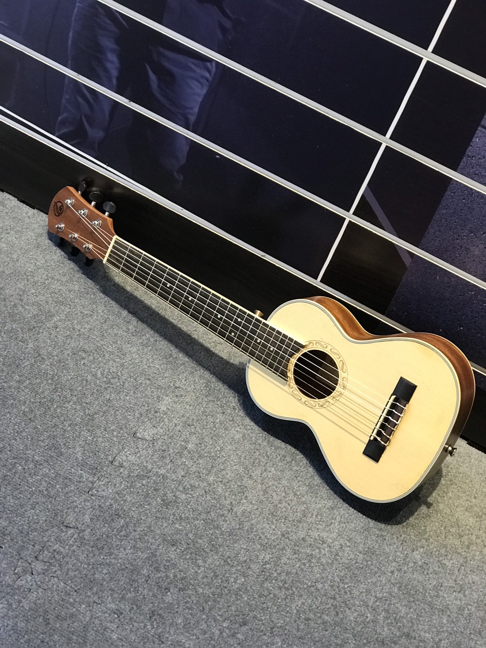 Đàn guitarlele giá rẻ(màu ngẫu nhiên