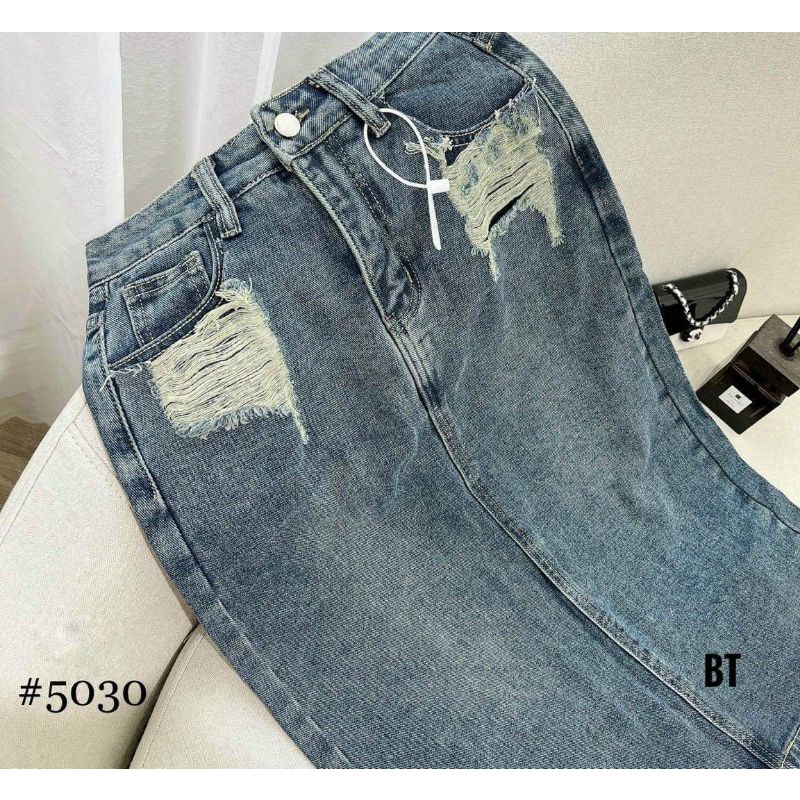 Chân váy jean dáng dài rách túi cho nữ CVN113