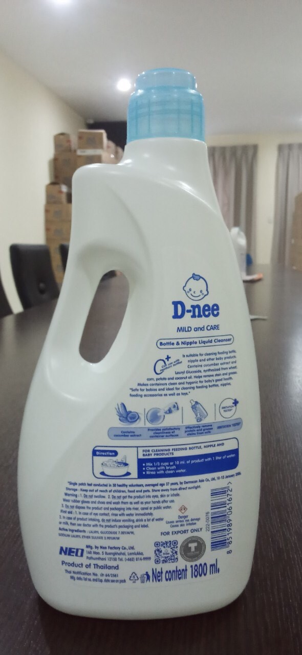 Nước rửa bình sữa D-nee chai 1800ml