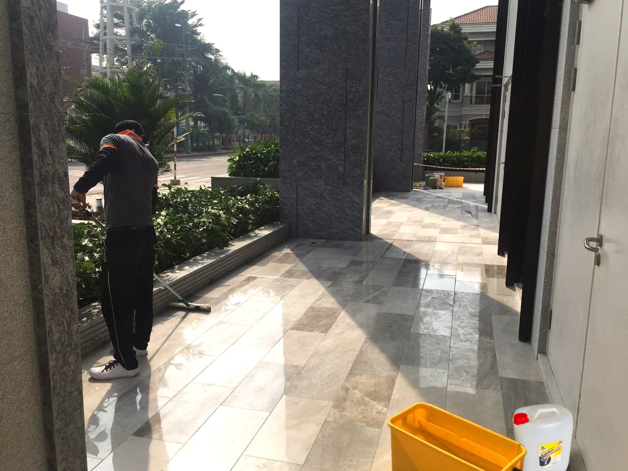 [New] Dung Dịch Chống Trơn Trượt Sàn Gạch Men Sabo AS ( Chai 1 Lít  ), Chống Trượt cho 18-36 m2 sàn.