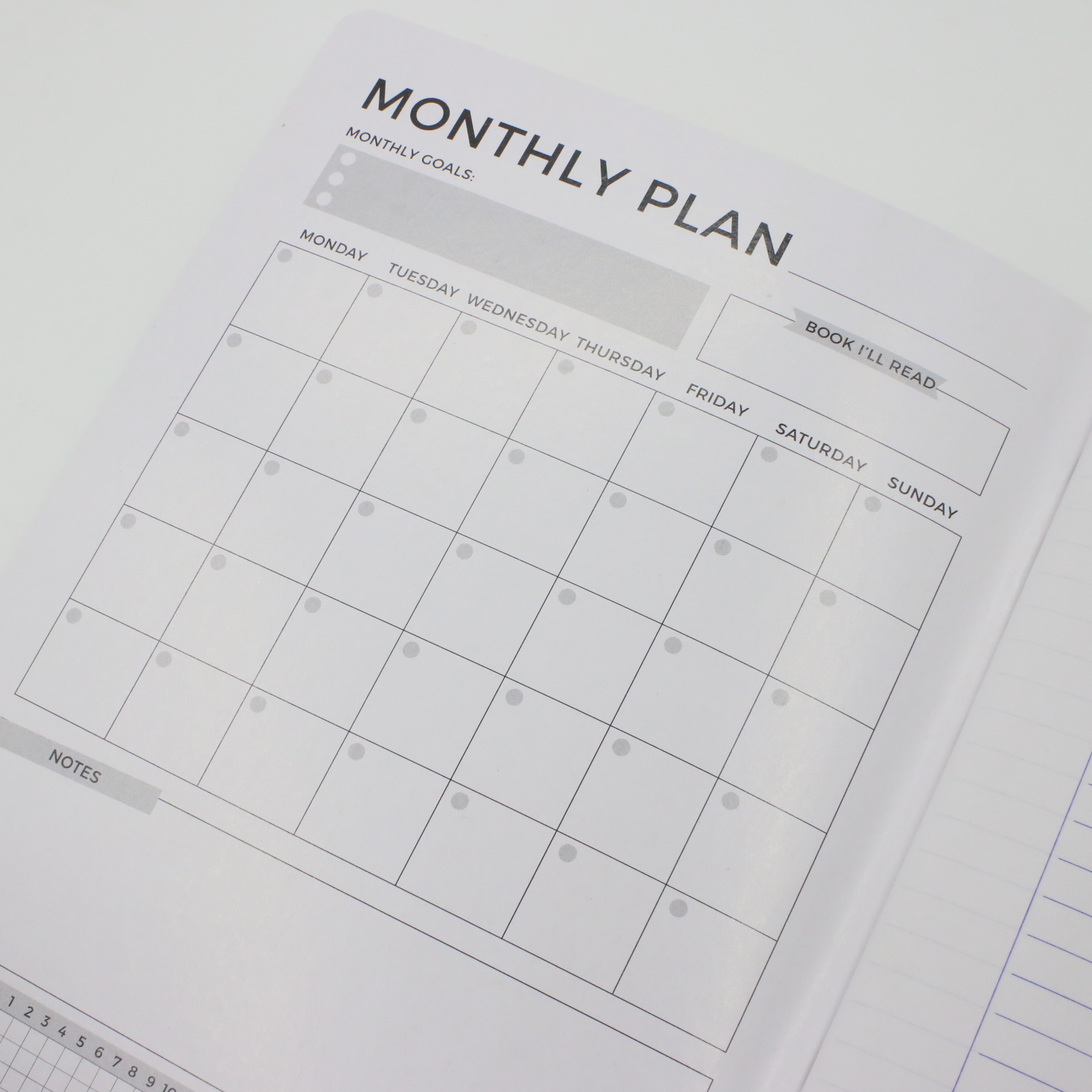 Sổ kẻ ngang Hồng Hà 300 trang Subject B5 - 4536