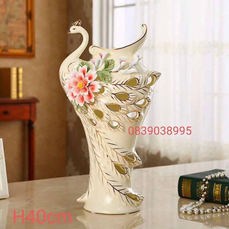 Bình gốm con công cao cấp mang phong cách Châu Âu