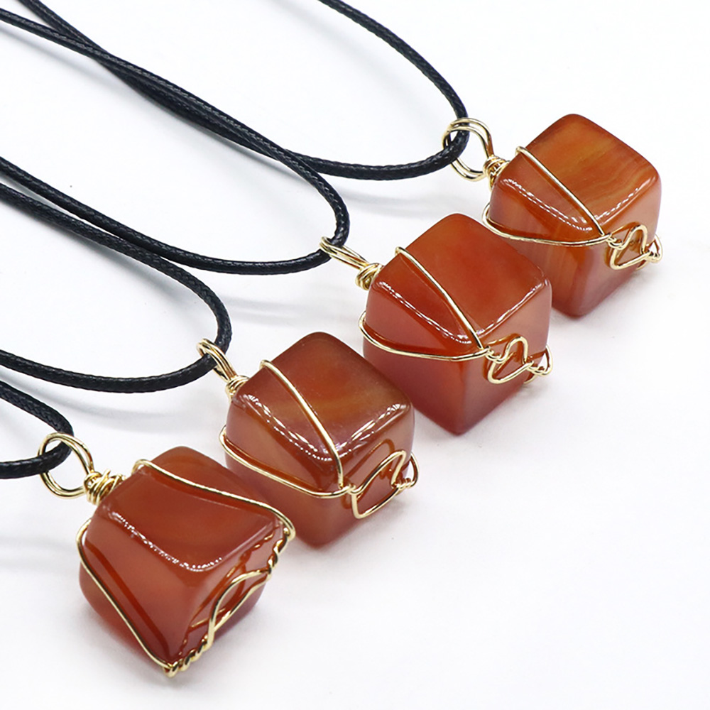 Dây Chuyền Phong Thủy Đá Red Agate 17 Mm