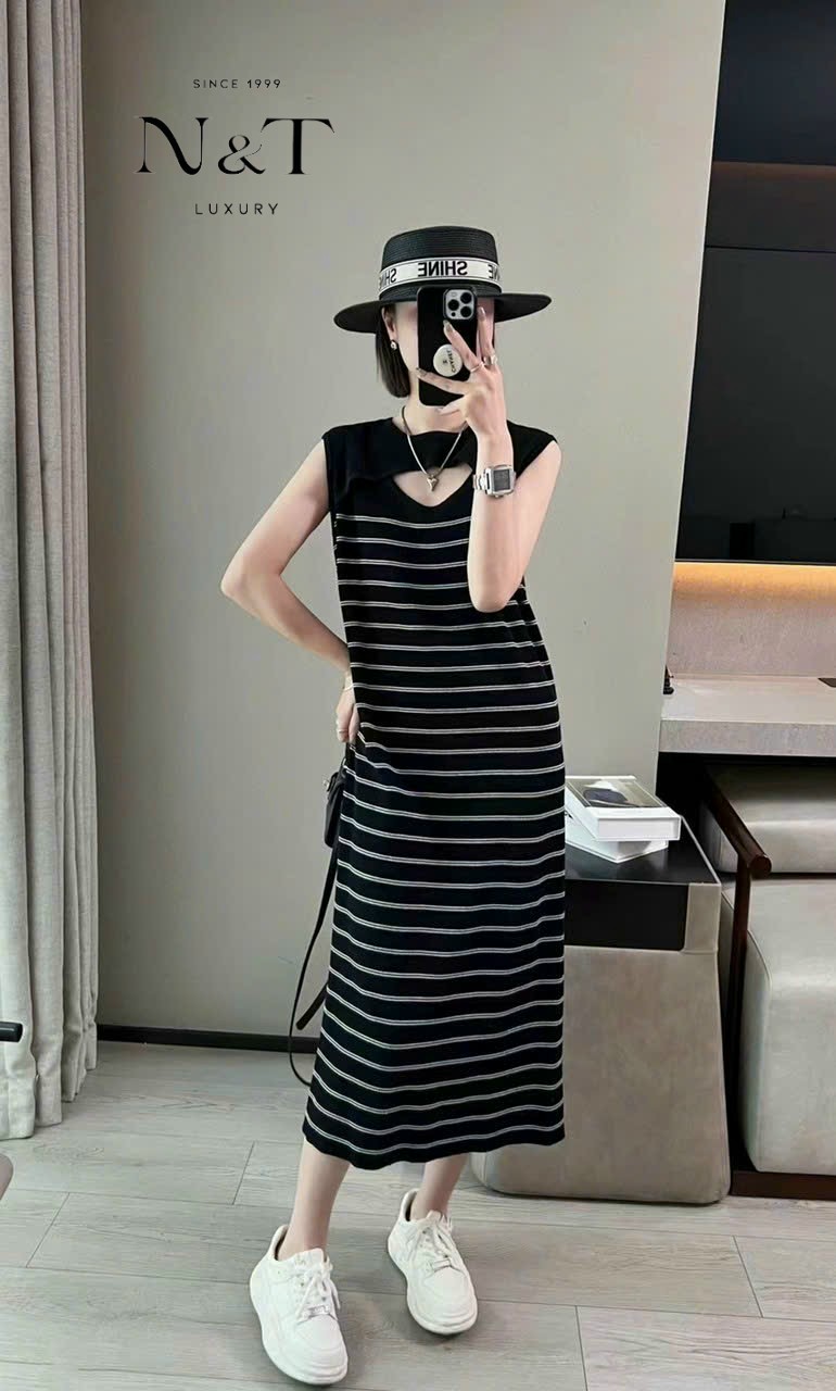Đầm suông len tăm