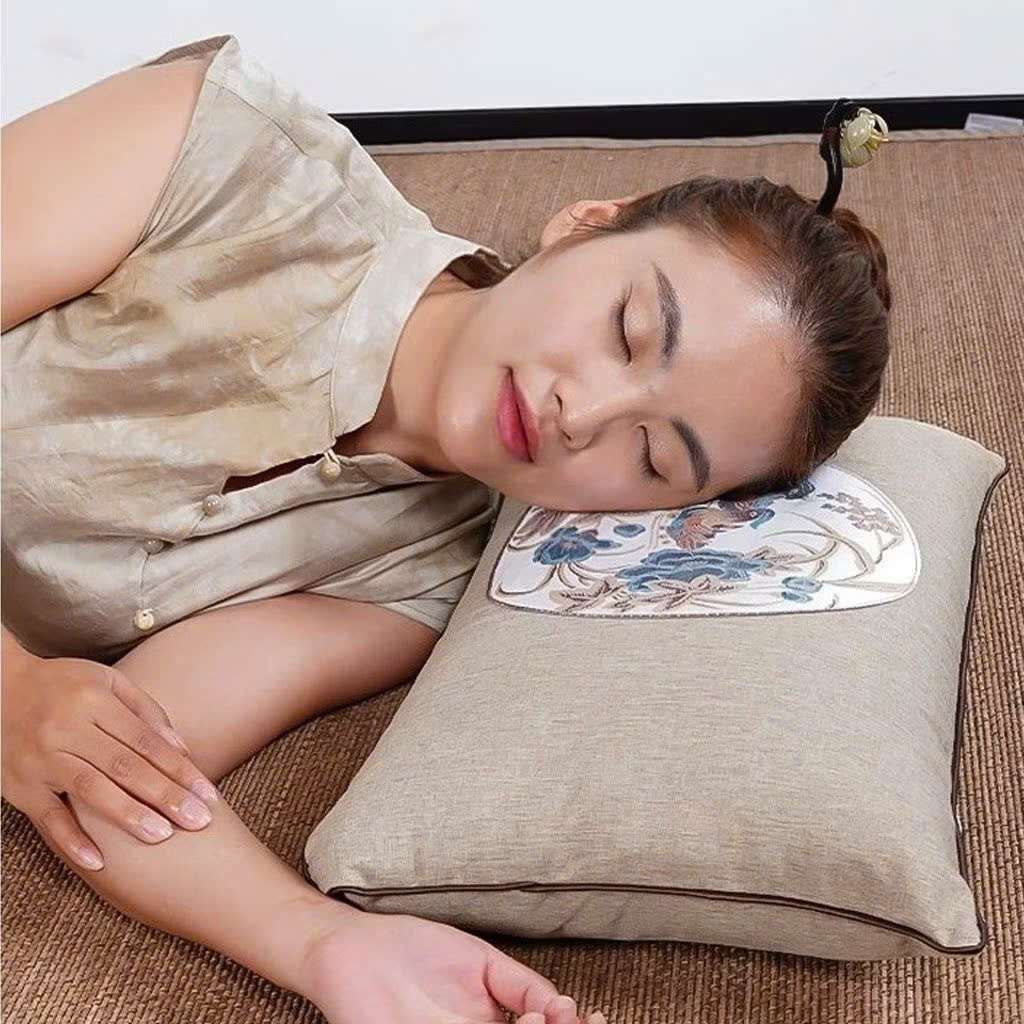 Gối Thảo Dược Chườm Nóng Ngải Cứu – Bí Quyết Giúp Thư Giãn Toàn Thân