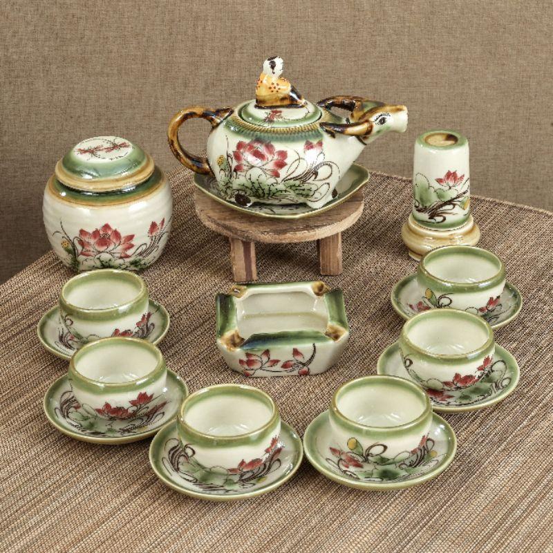 Bộ ấm pha trà gốm sứ Bát Tràng.