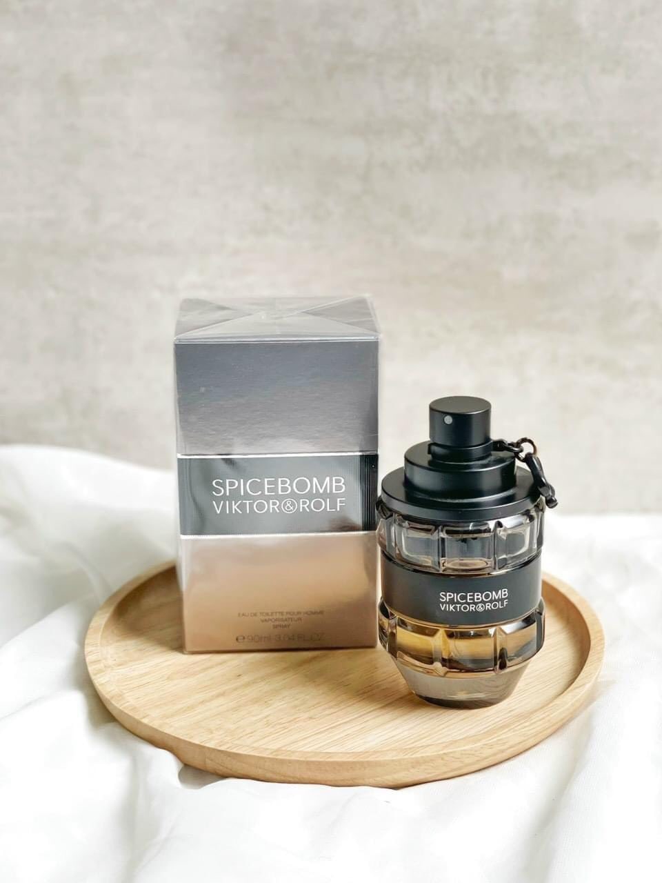 Nước Hoa Nam Viktor &amp; Rolf Spicebomb 90ml
