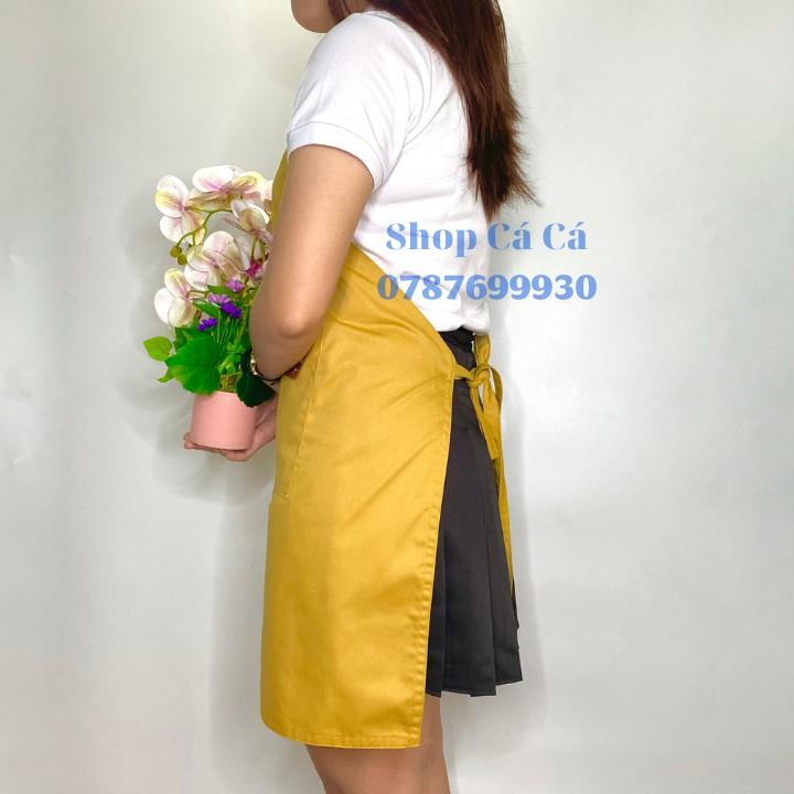 Tạp dề yếm nút bấm màu vàng đồng dành cho nam nữ phục vụ