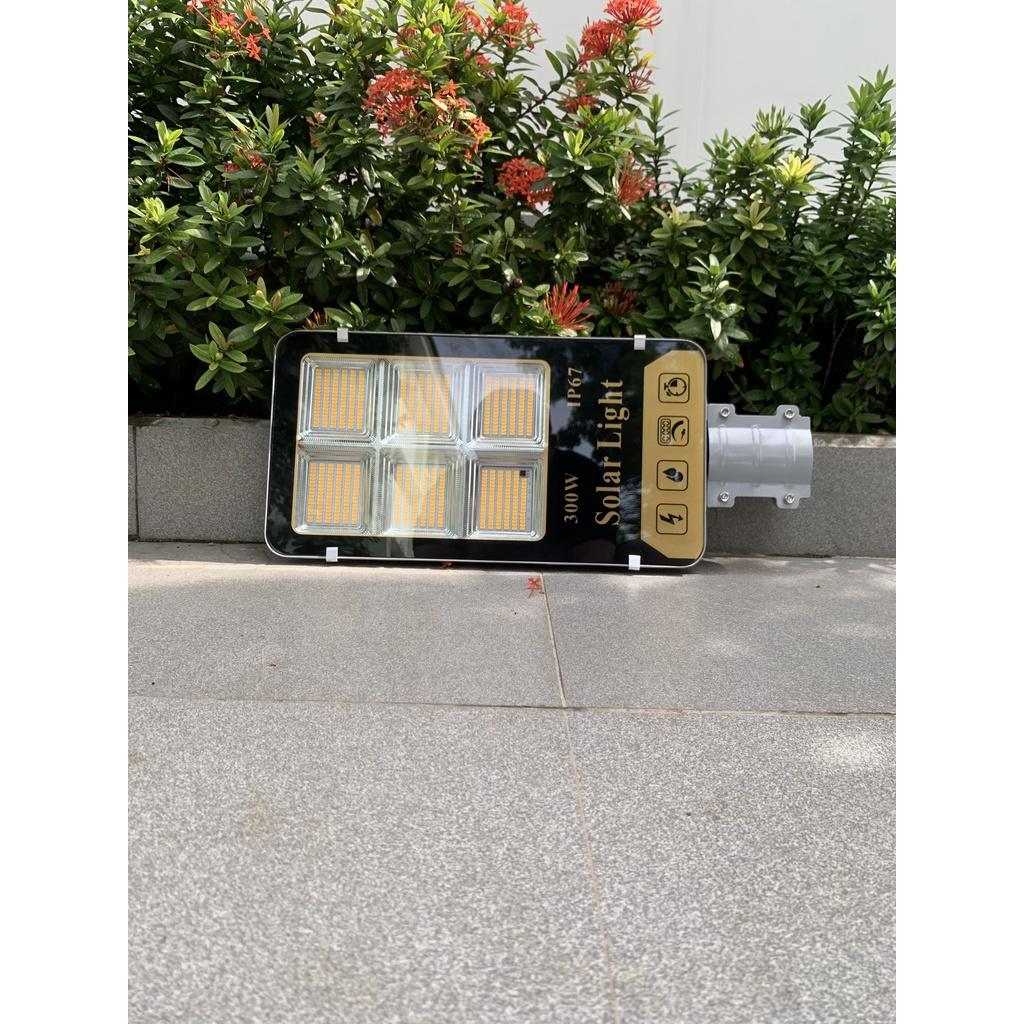 Đèn năng lượng mặt trời 300w đèn sân vườn ngoài trời trụ cổng chống thấm nước ip67 đèn led chống loá