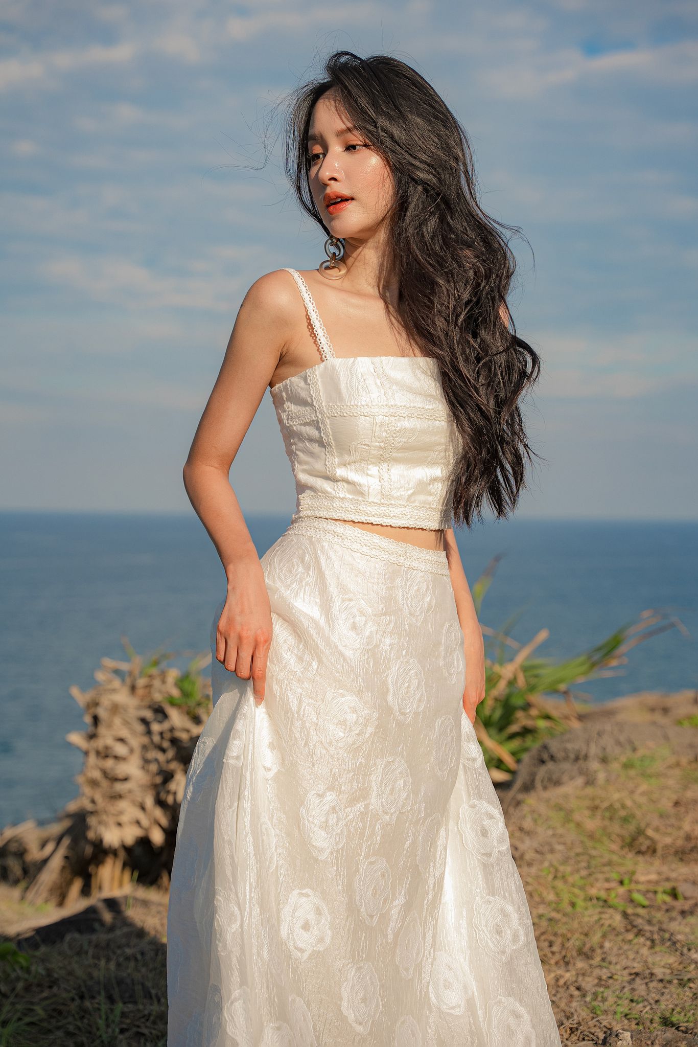 OLV - Áo Pure White Top