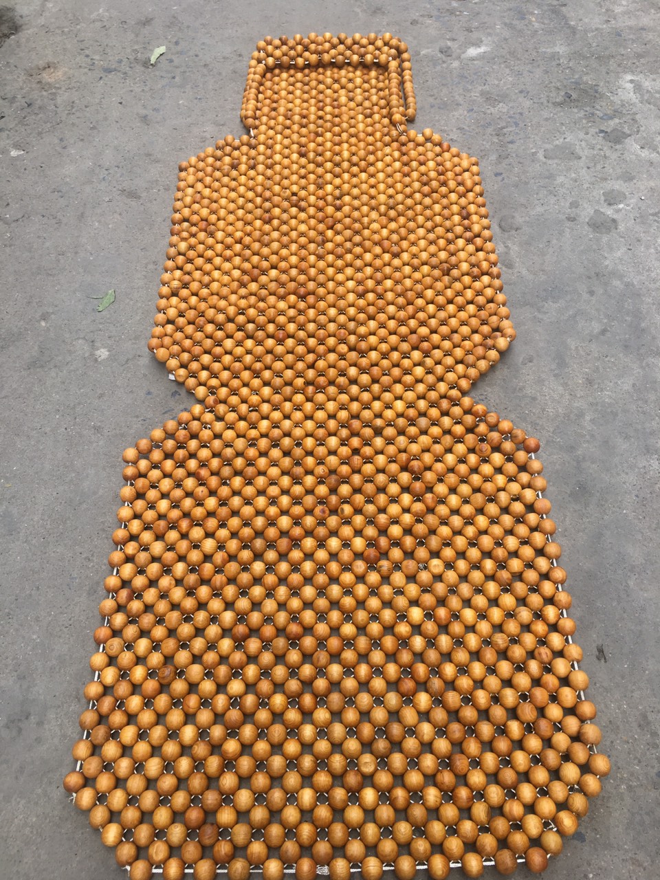 Đệm lót ghế ô tô hạt gỗ Pơ Mu đặc biệt có gối đầu hạt 1,8cm