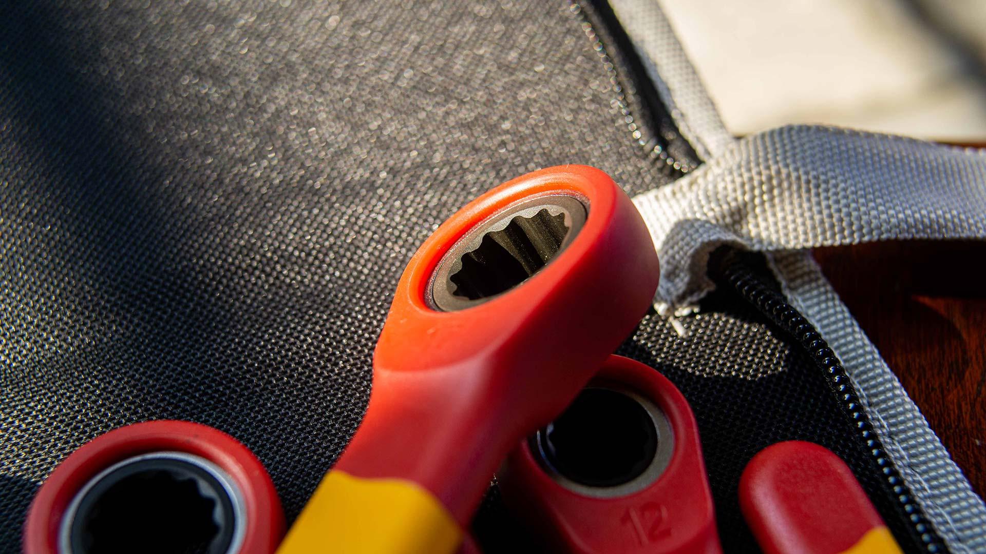 BỘ 6 CỜ LÊ XOAY CHIỀU CÁCH ĐIỆN TOTAL THKISPA0603 - HÀNG CHÍNH HÃNG