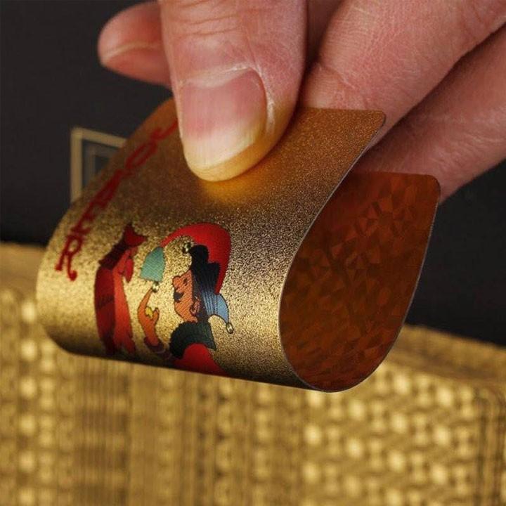 Bộ Bài Tây 52 lá mạ vàng 24k Mạ Vàng May Mắn Tài Lộc độc đáo cao cấp thiết kế chống cong vênh, không thấm nước