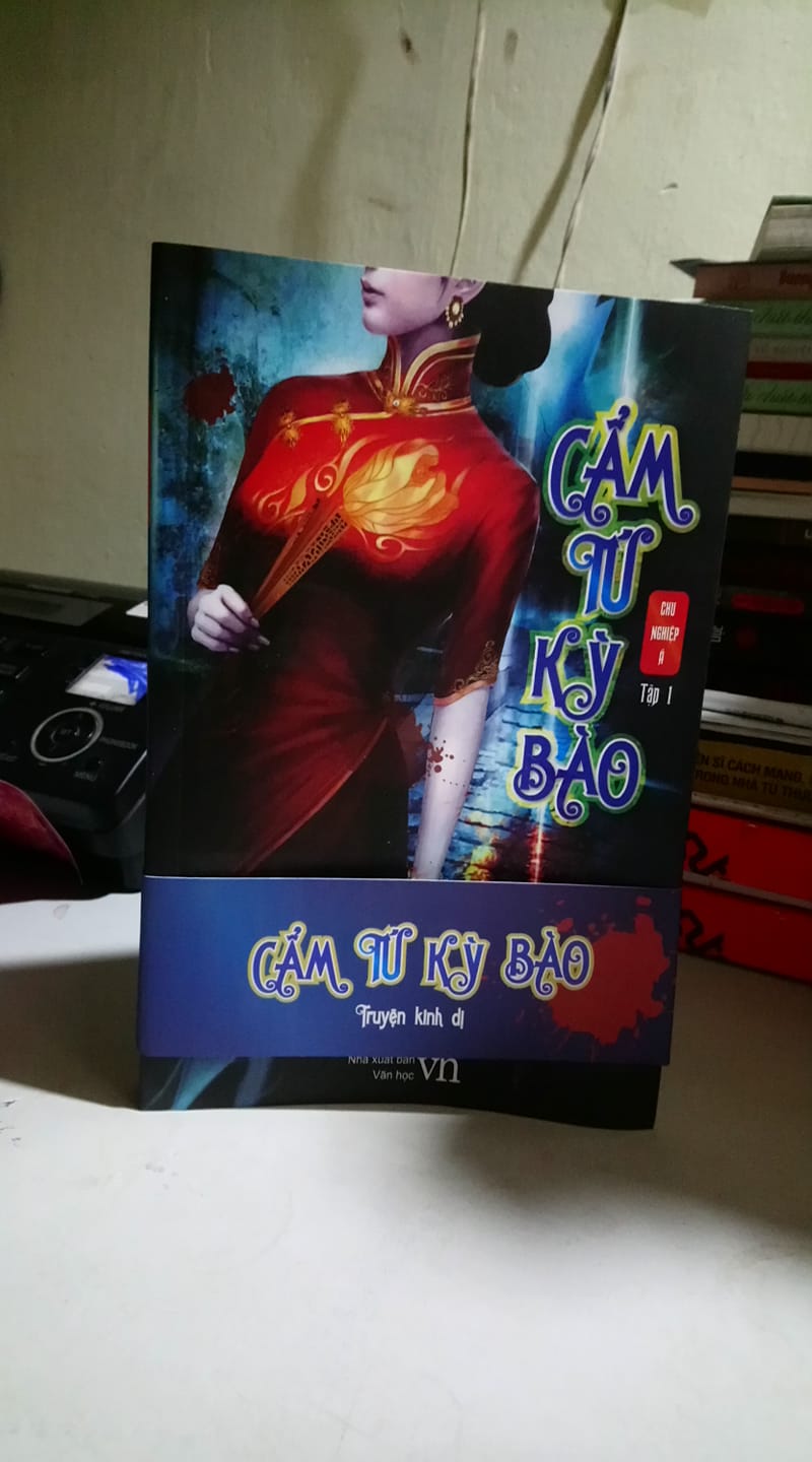 Sách 'Cẩm Tú Kỳ Bào tập 1' tái bản lần 1