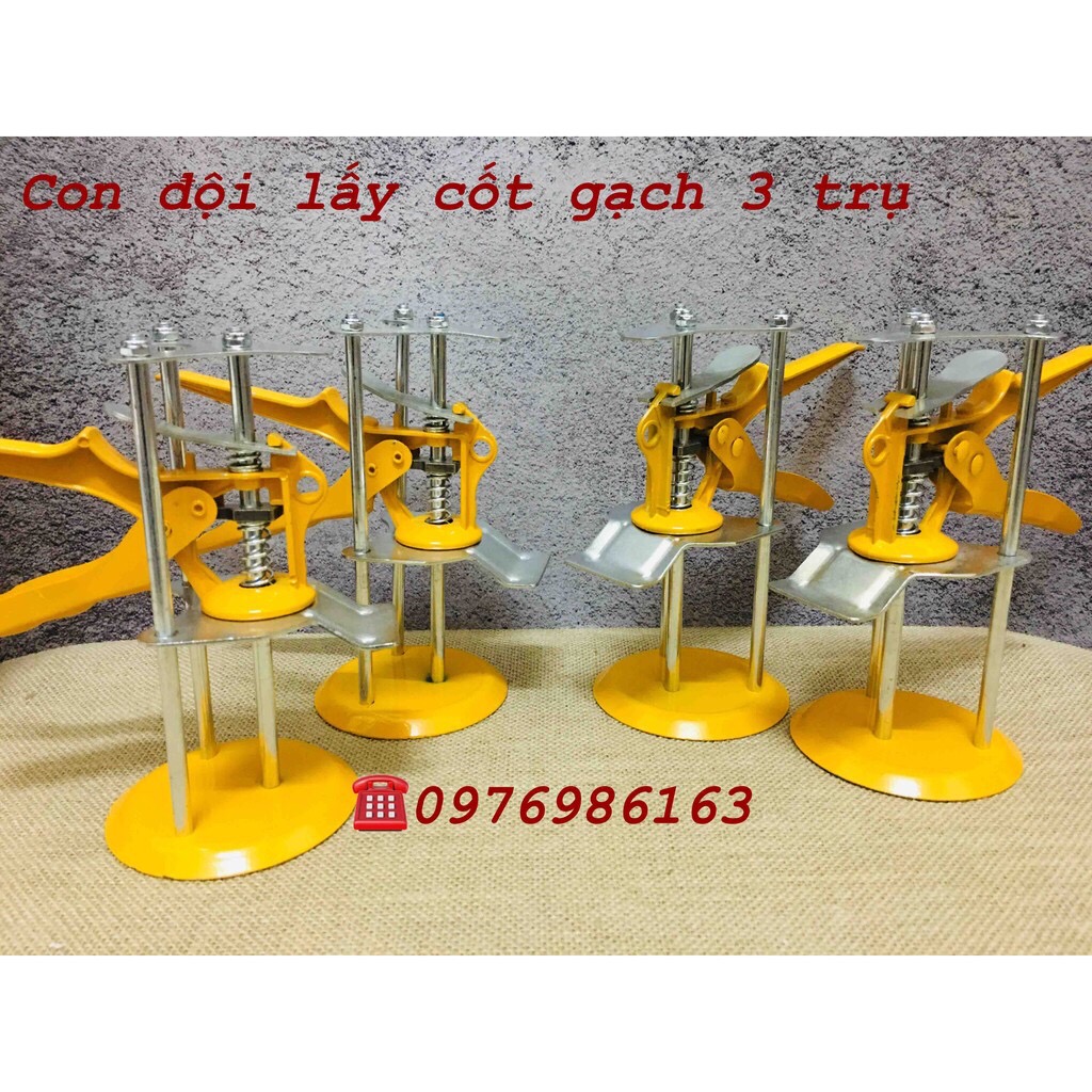 Con đội gạch, kích nâng gạch lấy cốt gạch 3 trụ loại 1 nặng gần 600g