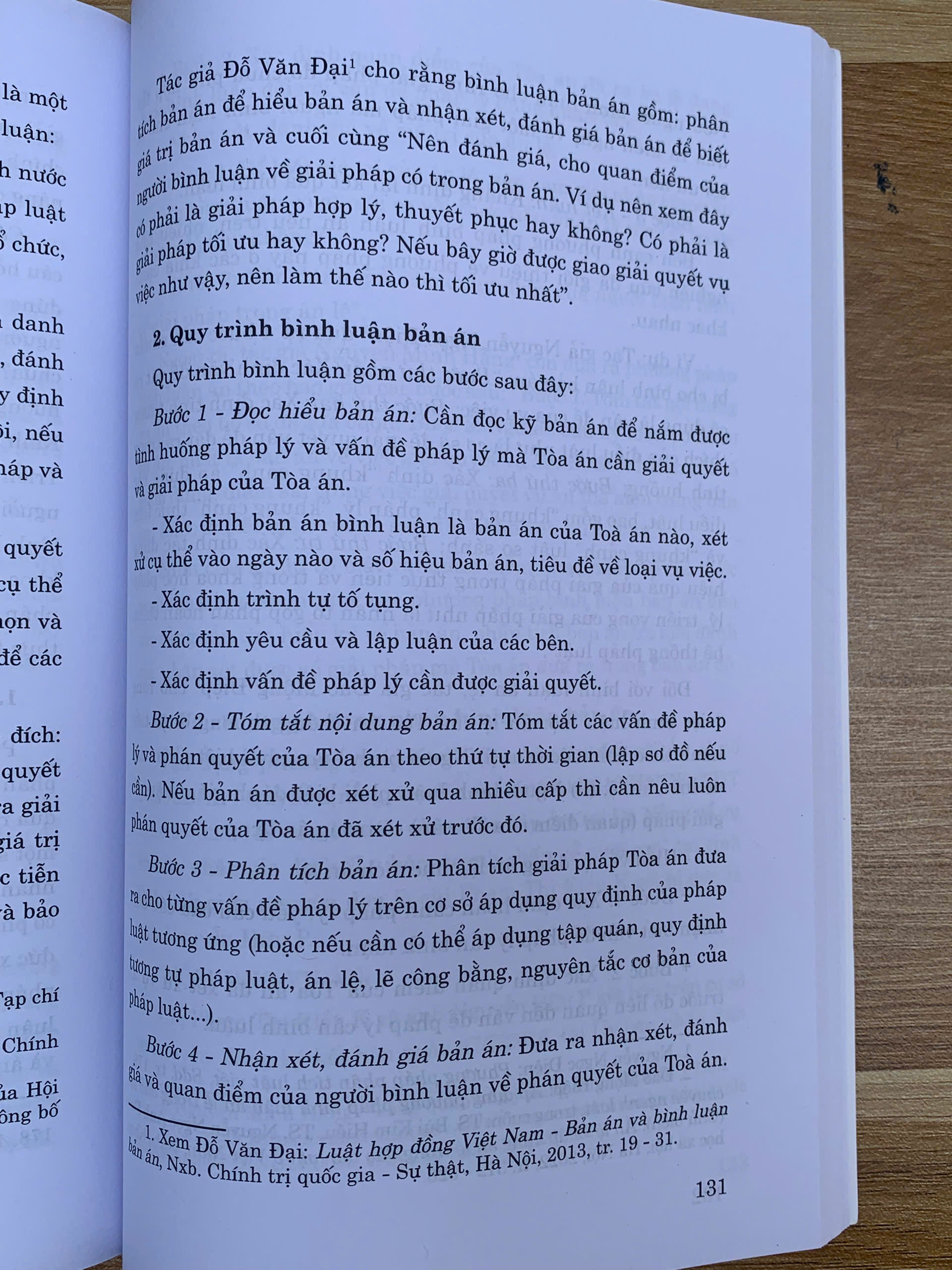 Giáo trình Phương pháp nghiên cứu khoa học luật