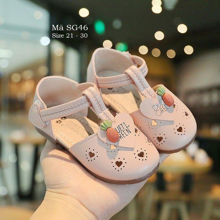 Dép sandal bé gái cà rốt cực xinh da mềm quai dán cho bé 1 - 5 tuổi SG46